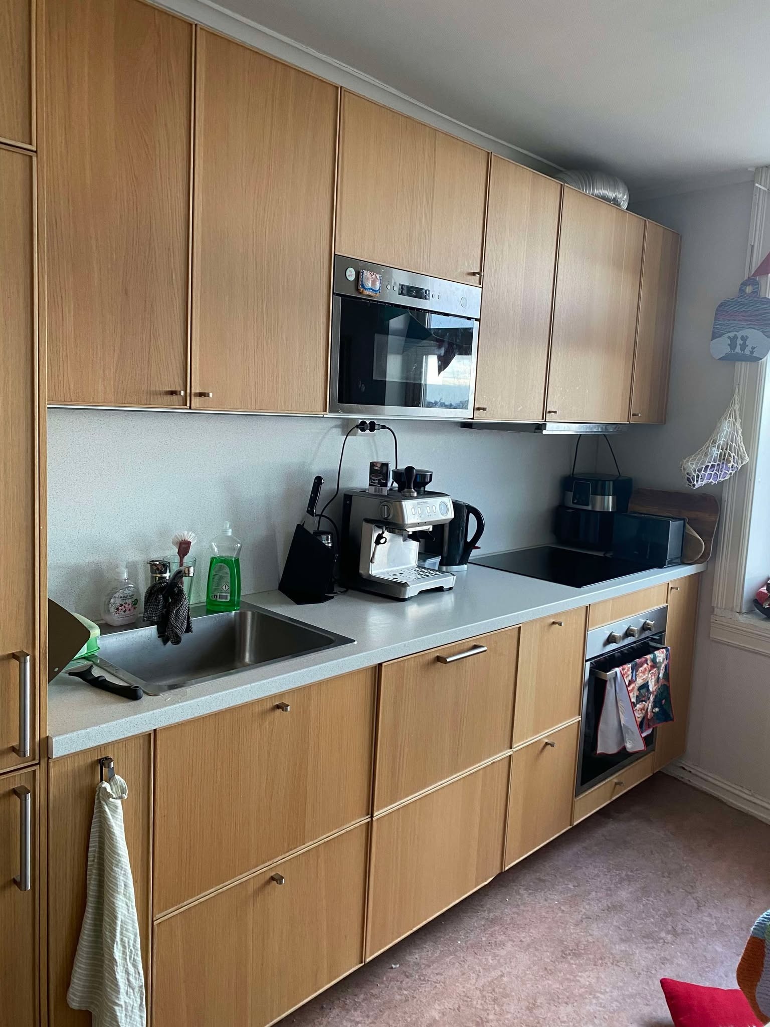 Nyere kjøkken Galleribilde