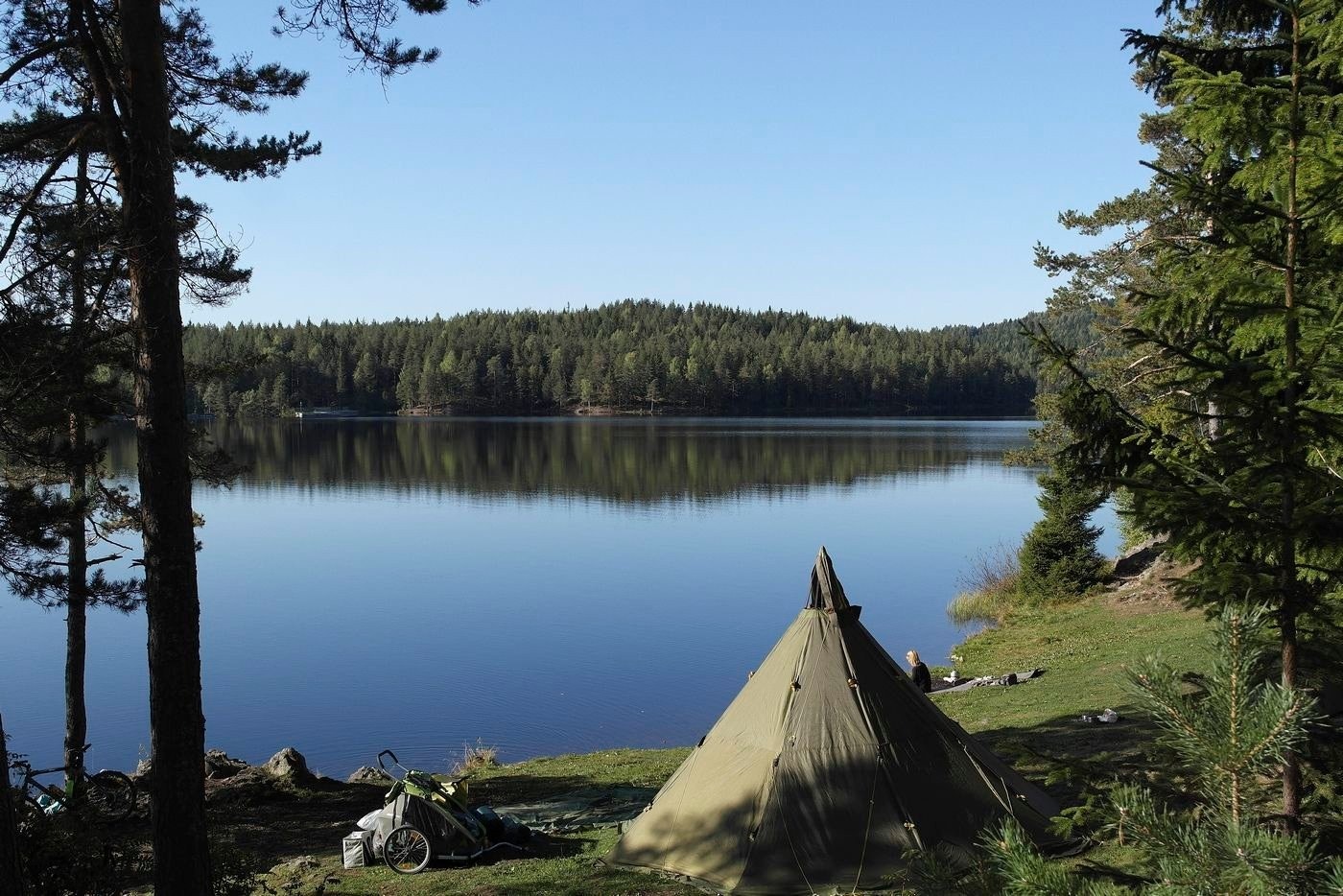 Østernvann er populær turdestinasjon om både sommer og vinter. Hit tar det 30 minutter å sykle eller litt mer enn en time å gå. Galleribilde