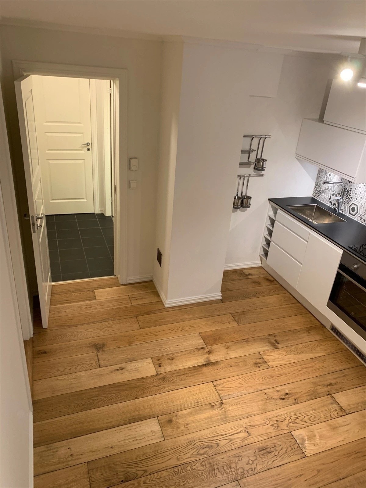 Kjøkken/gang Galleribilde