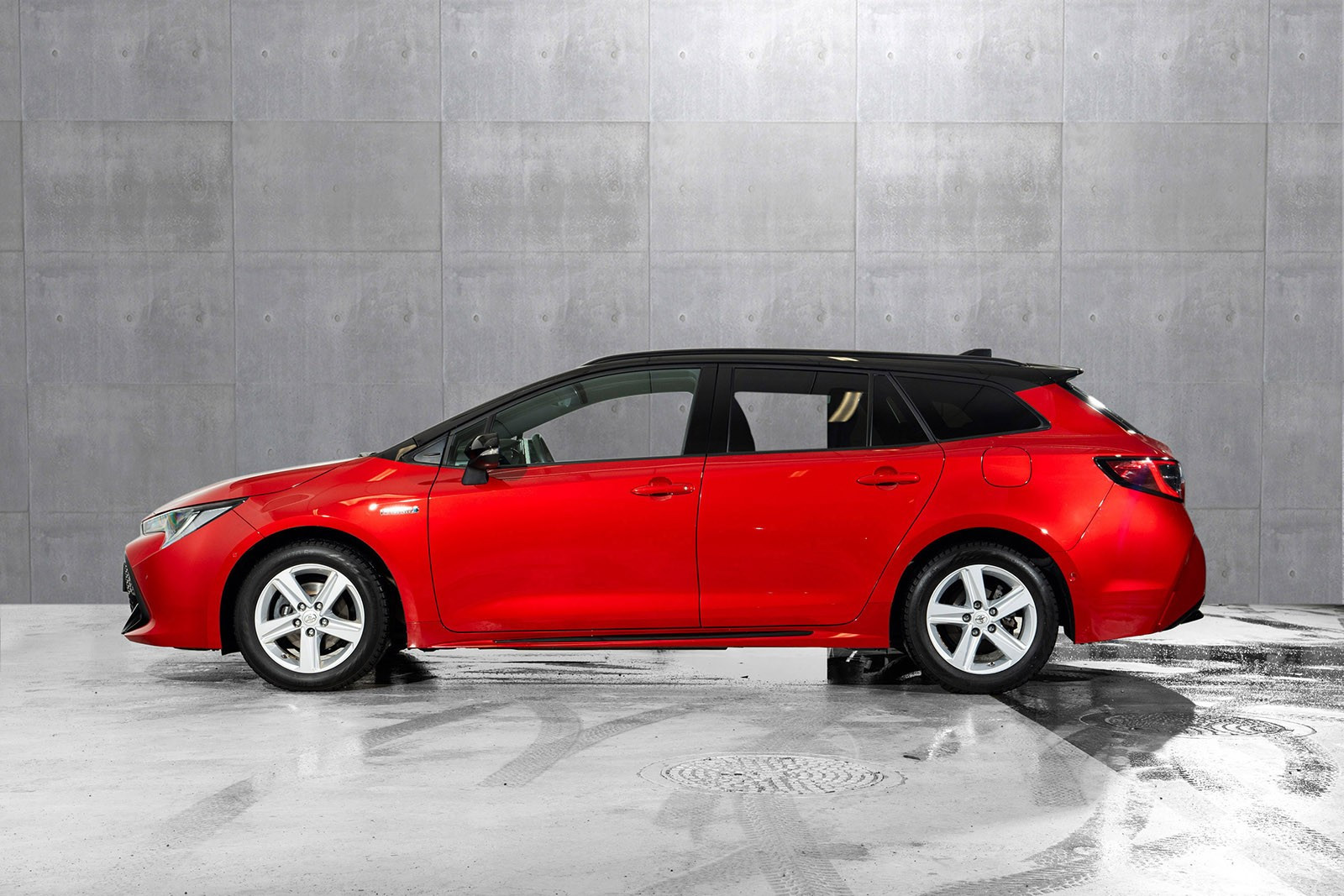 Toyota Corolla 1,8 Hybrid Touring Sports GR Sport Velutstyrt 3