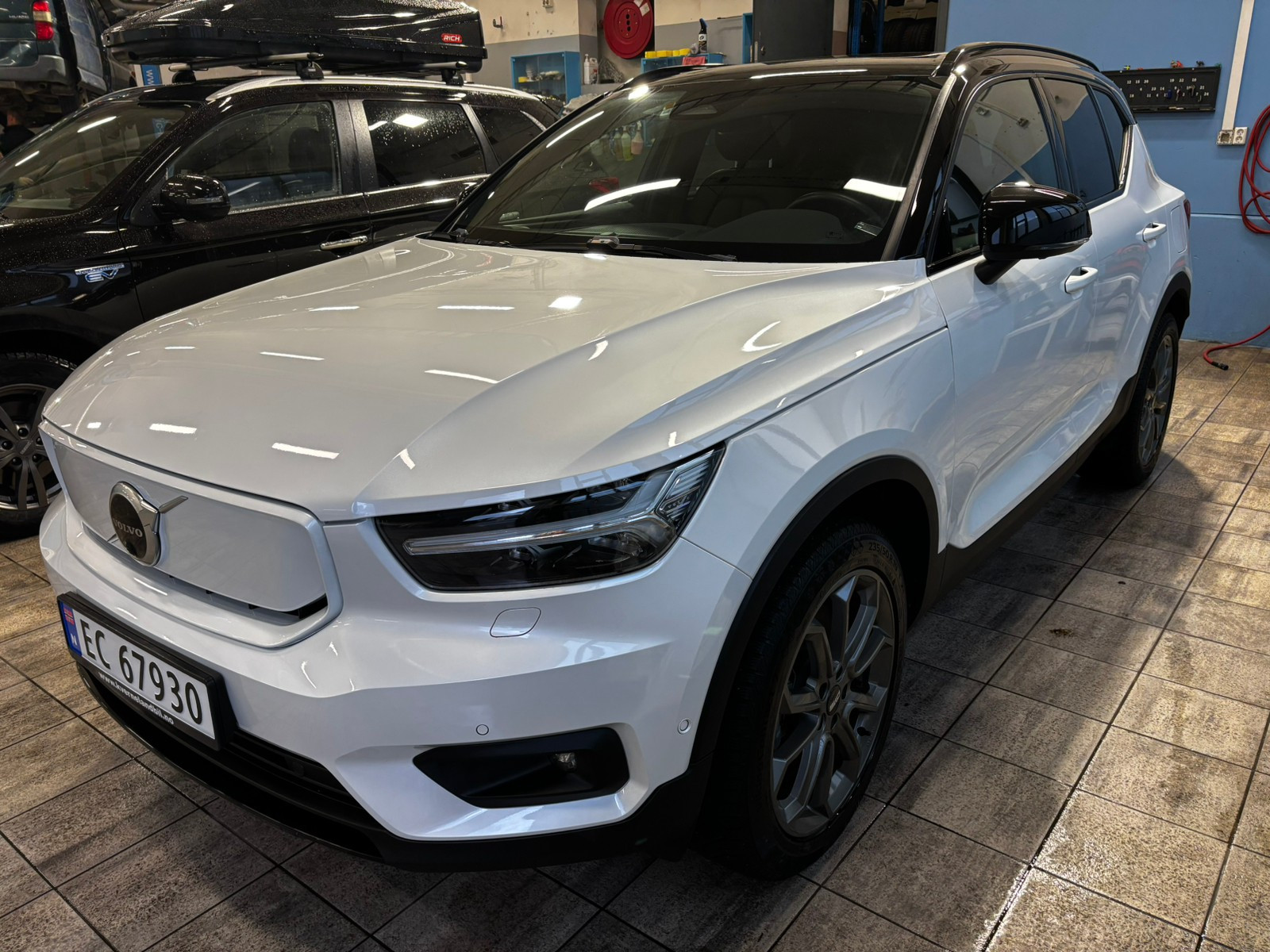 Volvo XC40 Recharge Twin 408hk AWD Plus