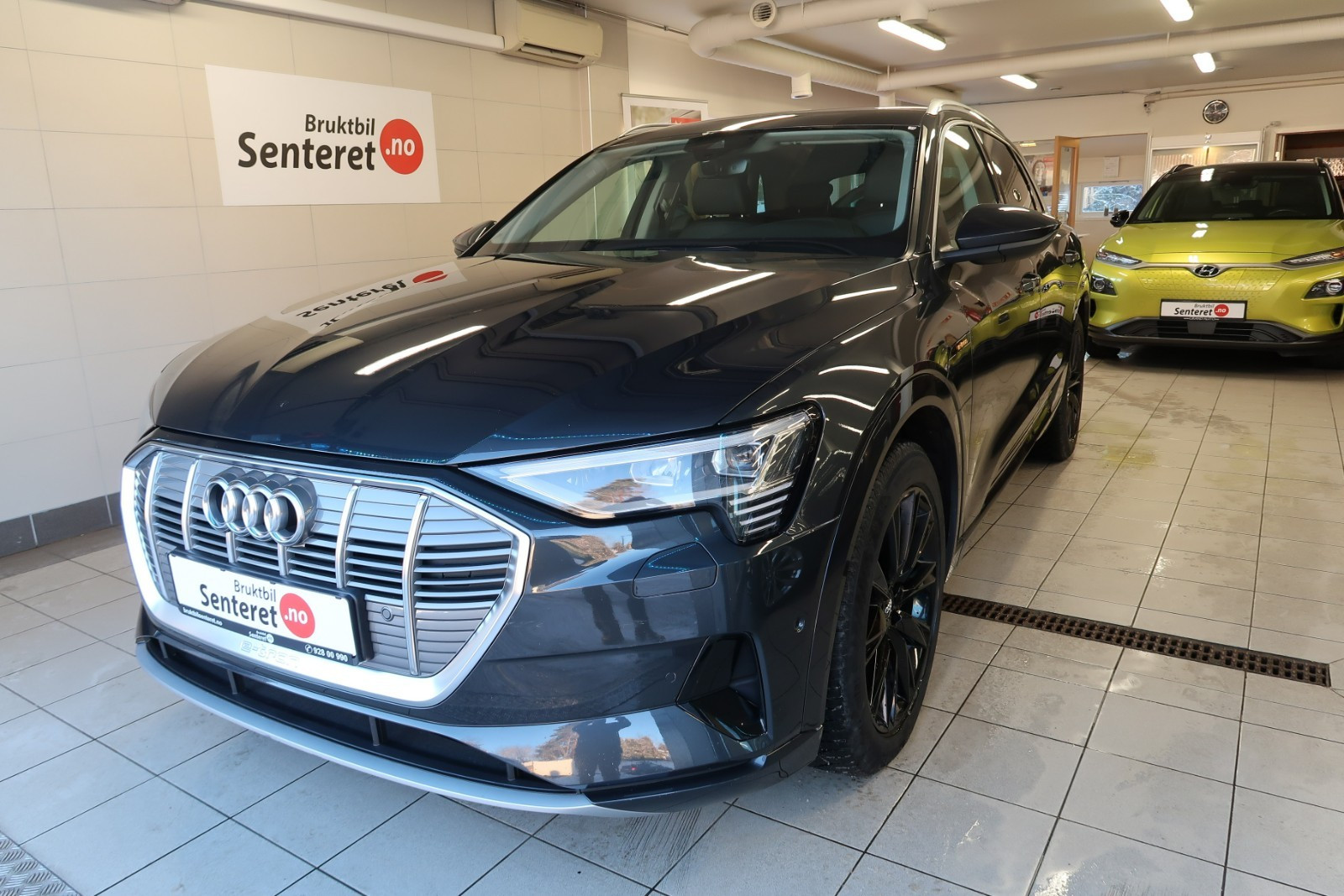 Audi e-tron Quattro,Luftfj.,Skinn,Navi,ACC,R.K,Kam,Krok,NAF-TEST 2