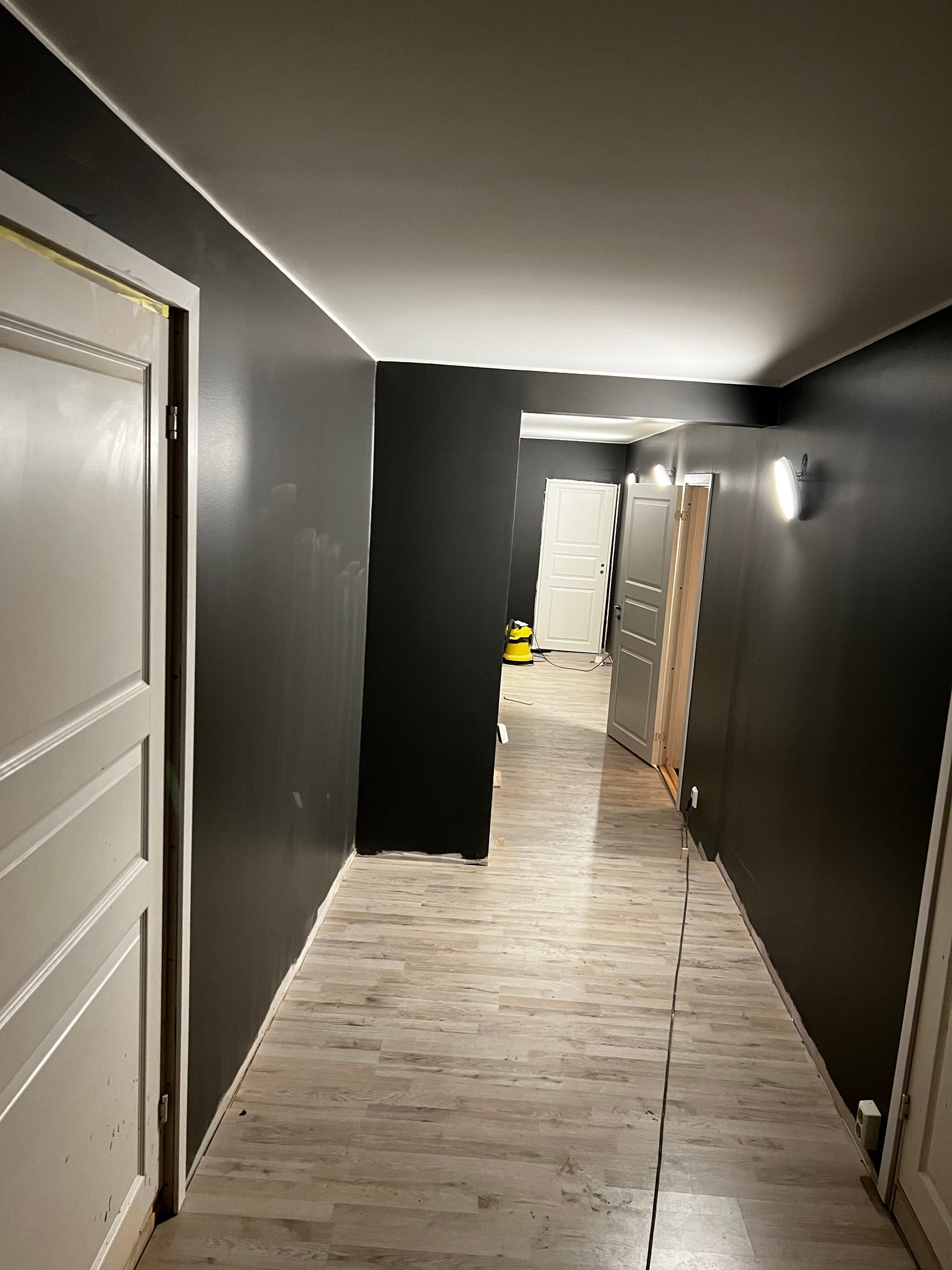 4, 2roms leiligheter på 2 etasje. Galleribilde