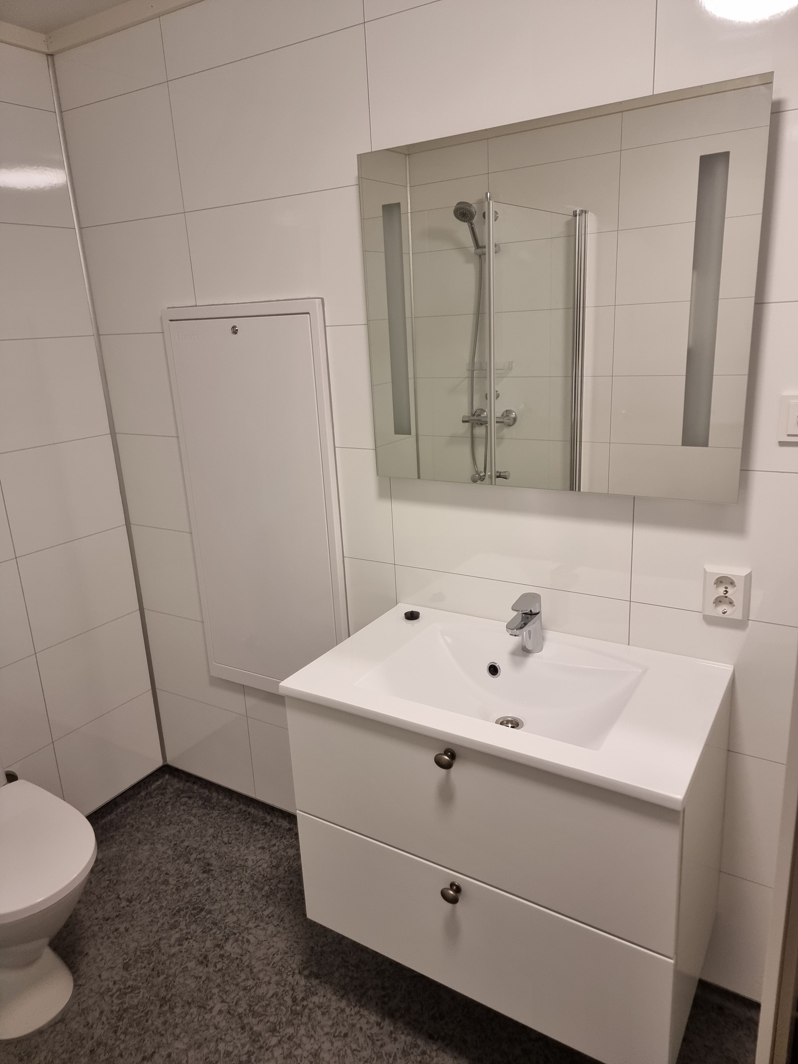 Romslig bad Galleribilde