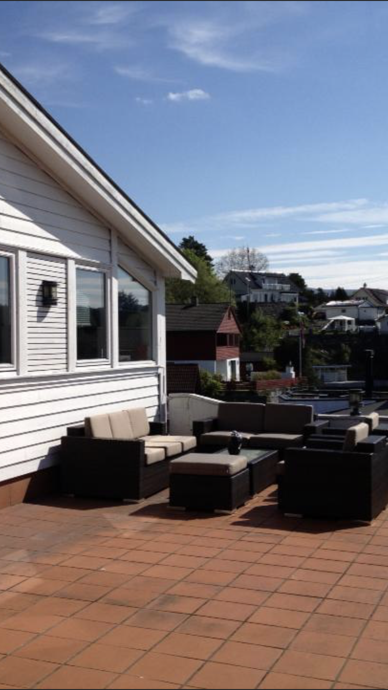 Felles terrasse med sjøutsikt Galleribilde