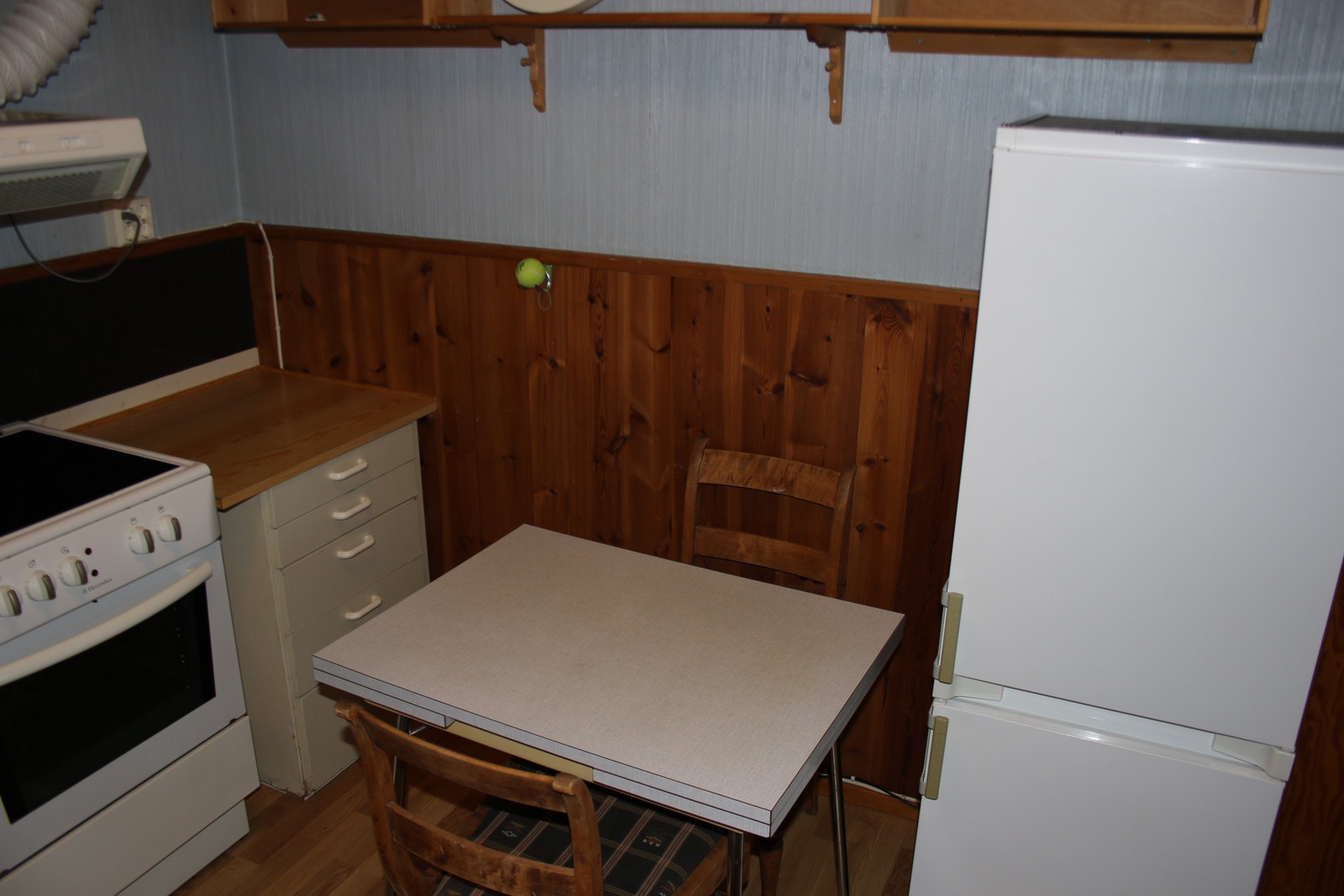 Kjøkkenbord Galleribilde