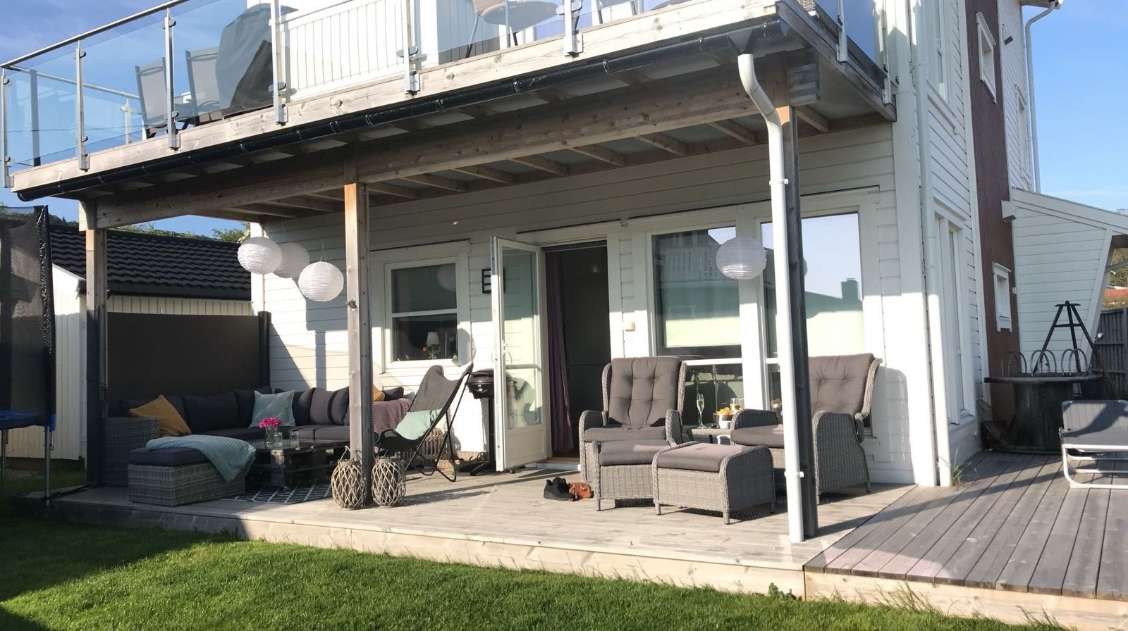 Egen terrasse. Gode solforhold. Galleribilde