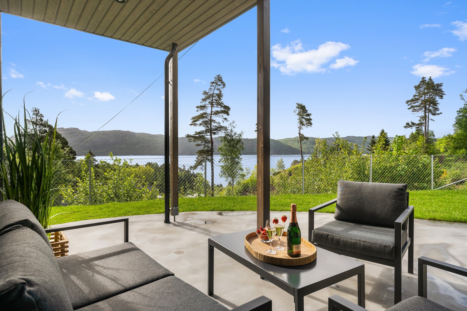 Uteplass ved hovedsoverom Galleribilde