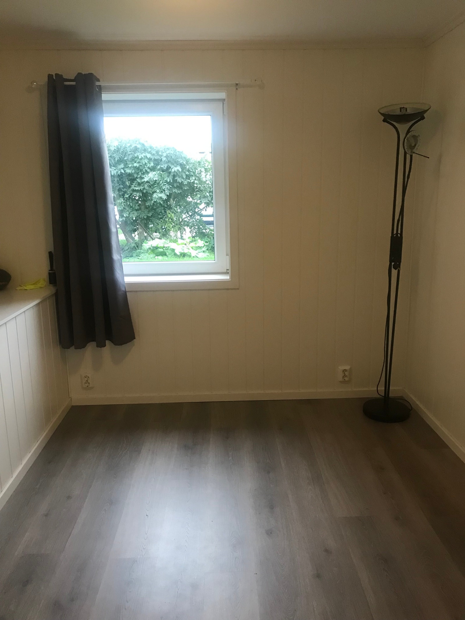 Soverom 2 med bod/walk-in garderobe Galleribilde