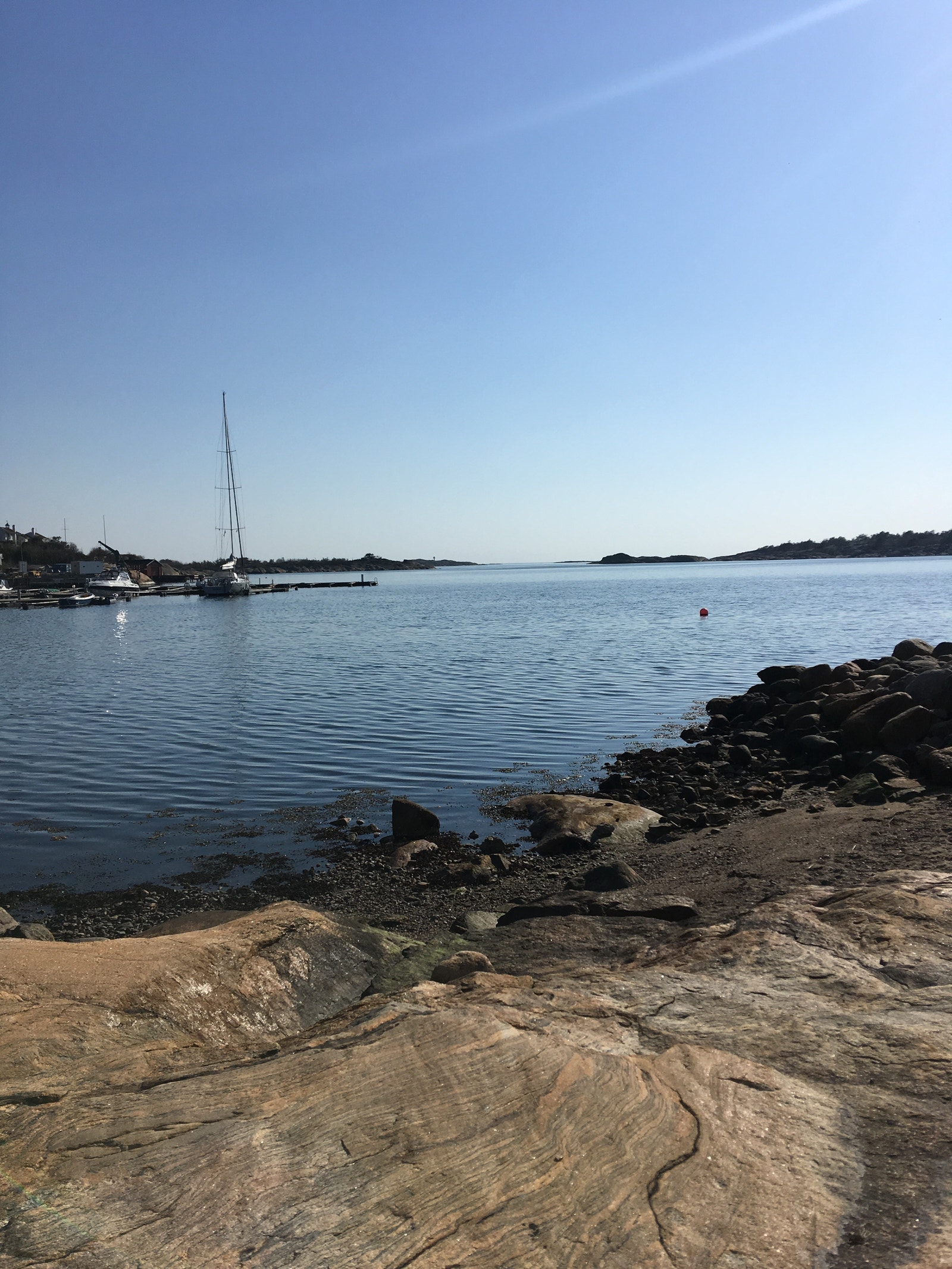 Badeplass 900 m fra huset Galleribilde