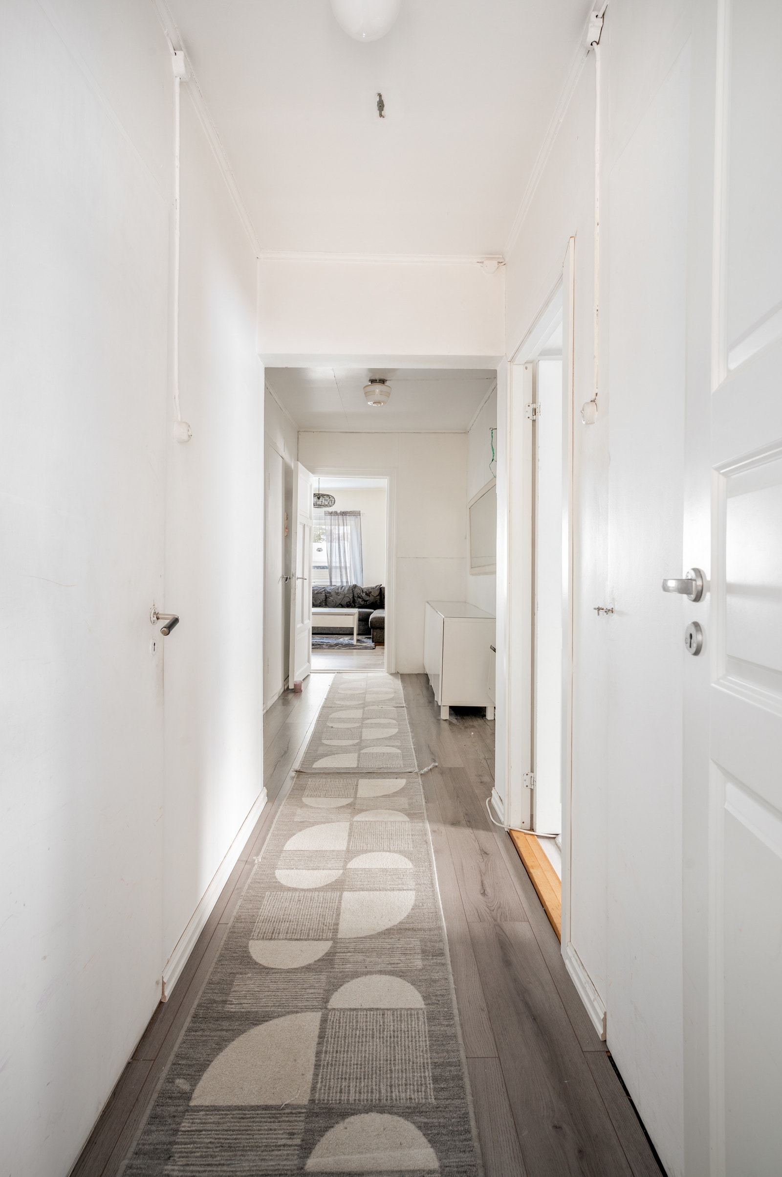 Entrè sett fra inngangsdøren Galleribilde