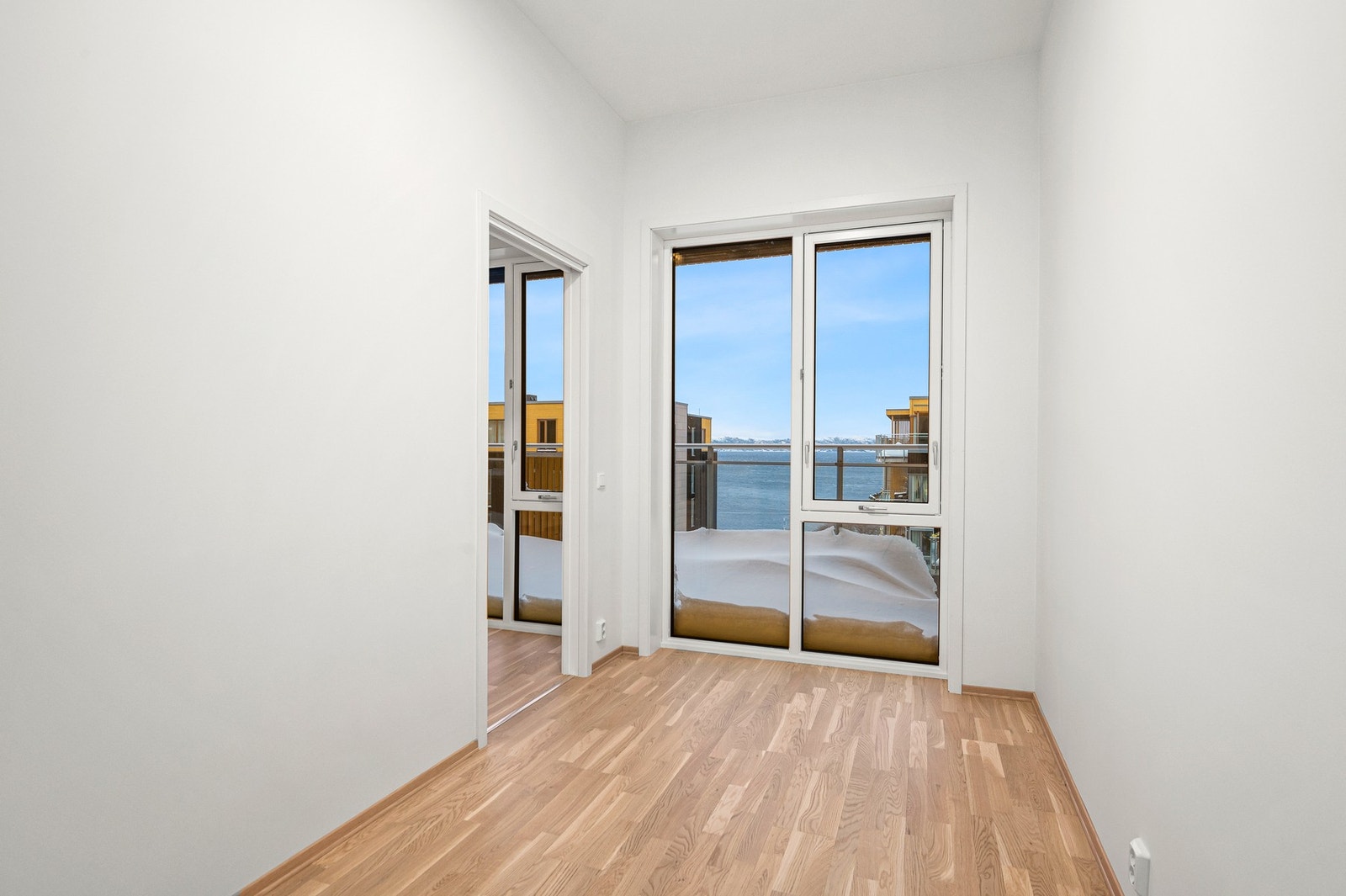 Soverom nr. 2 er på 8,4 kvm Galleribilde