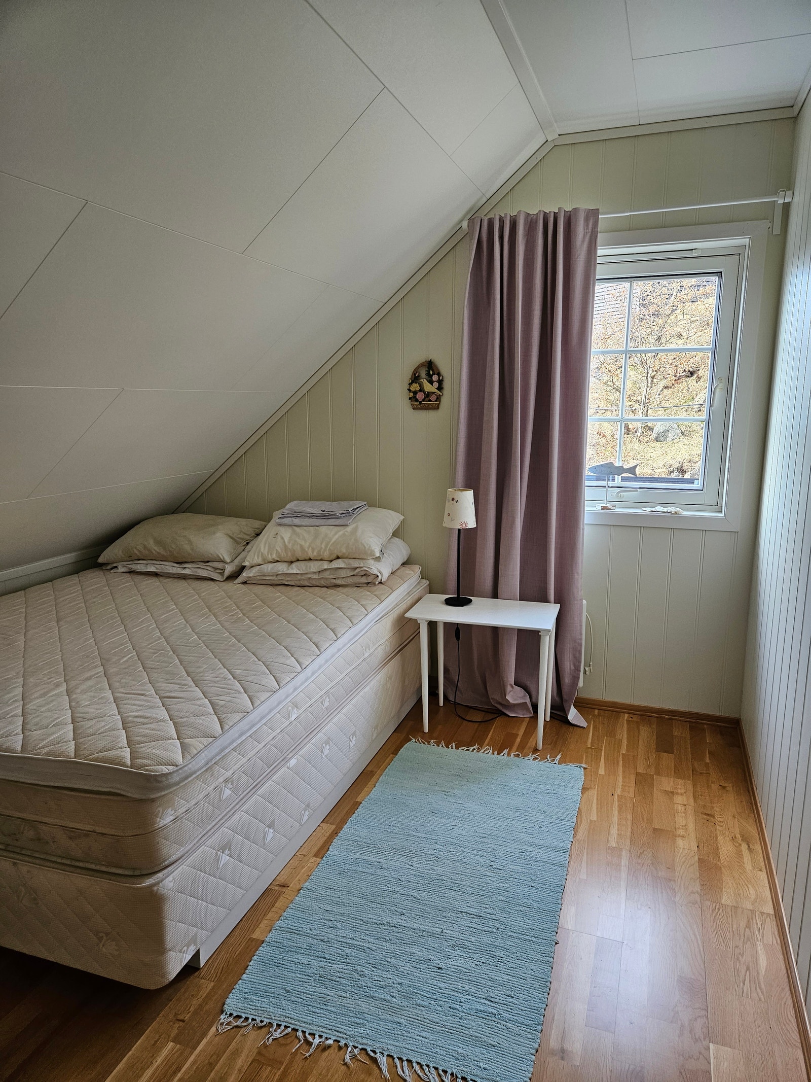 Soverom 2. etg. Galleribilde