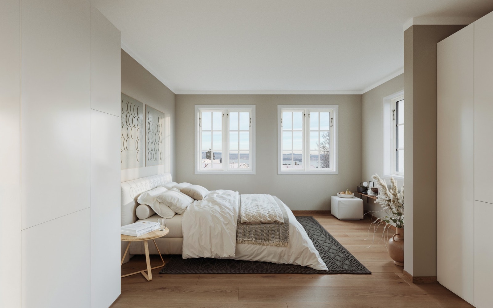 Hovedsoverom med god plass til garderobe og tilknyttet eget bad Galleribilde