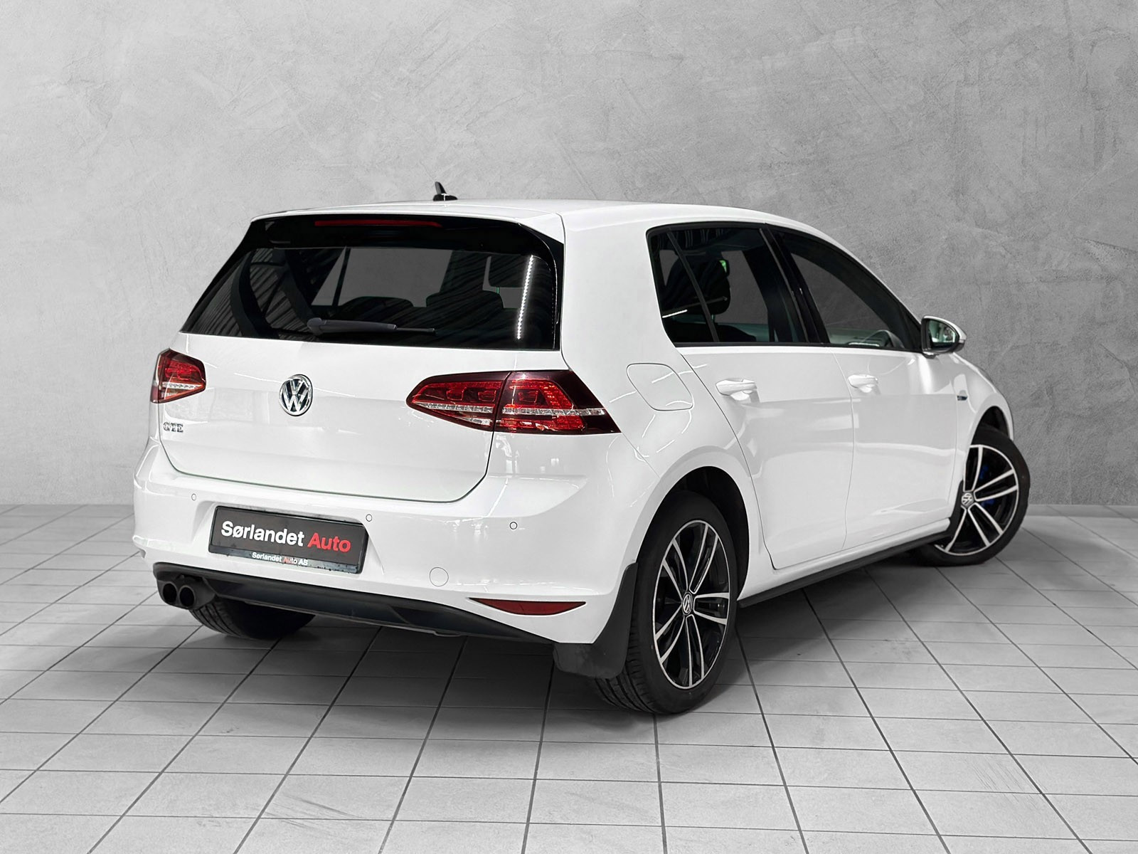 Volkswagen Golf GTE 204Hk Hybrid | WEBASTO | ACC | Garanti |++ 2