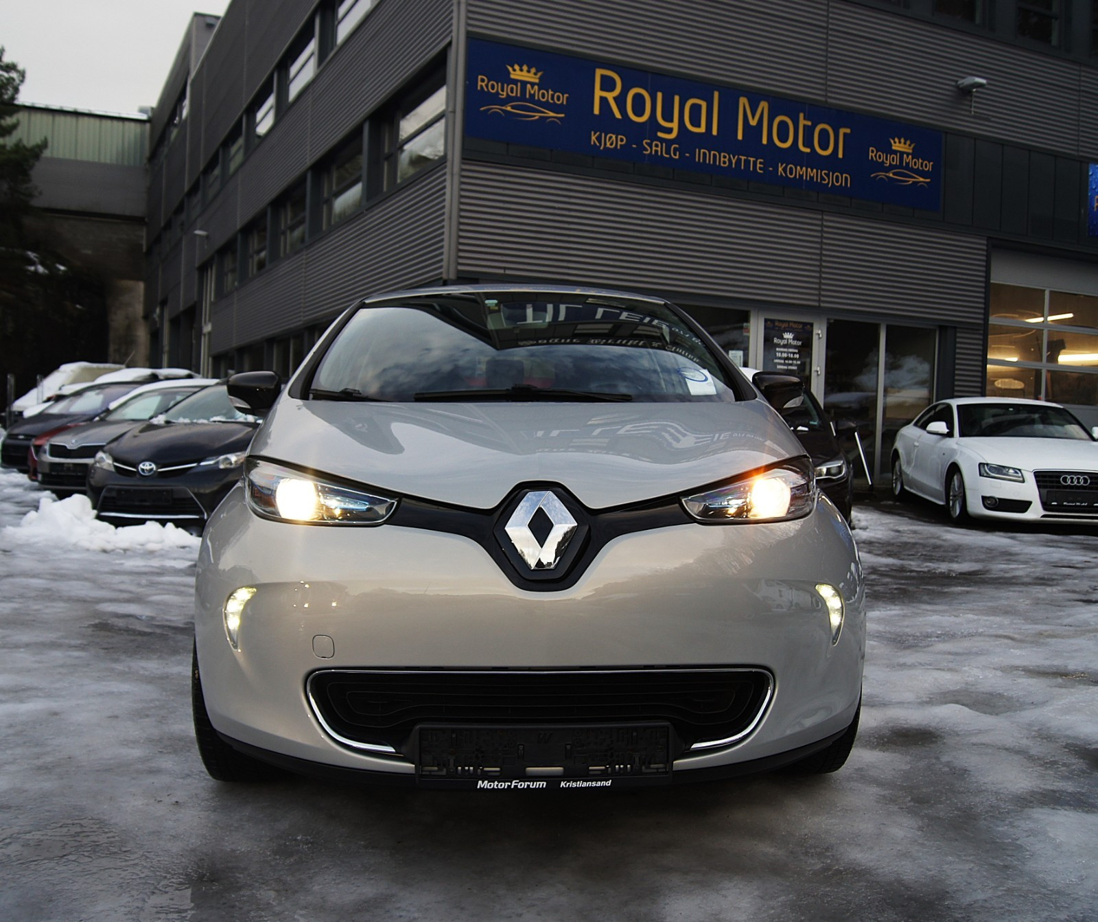Renault Zoe Z.E.40- KAMERA KEYLESS NAVI XENON -NY EU-GODKJENT 2