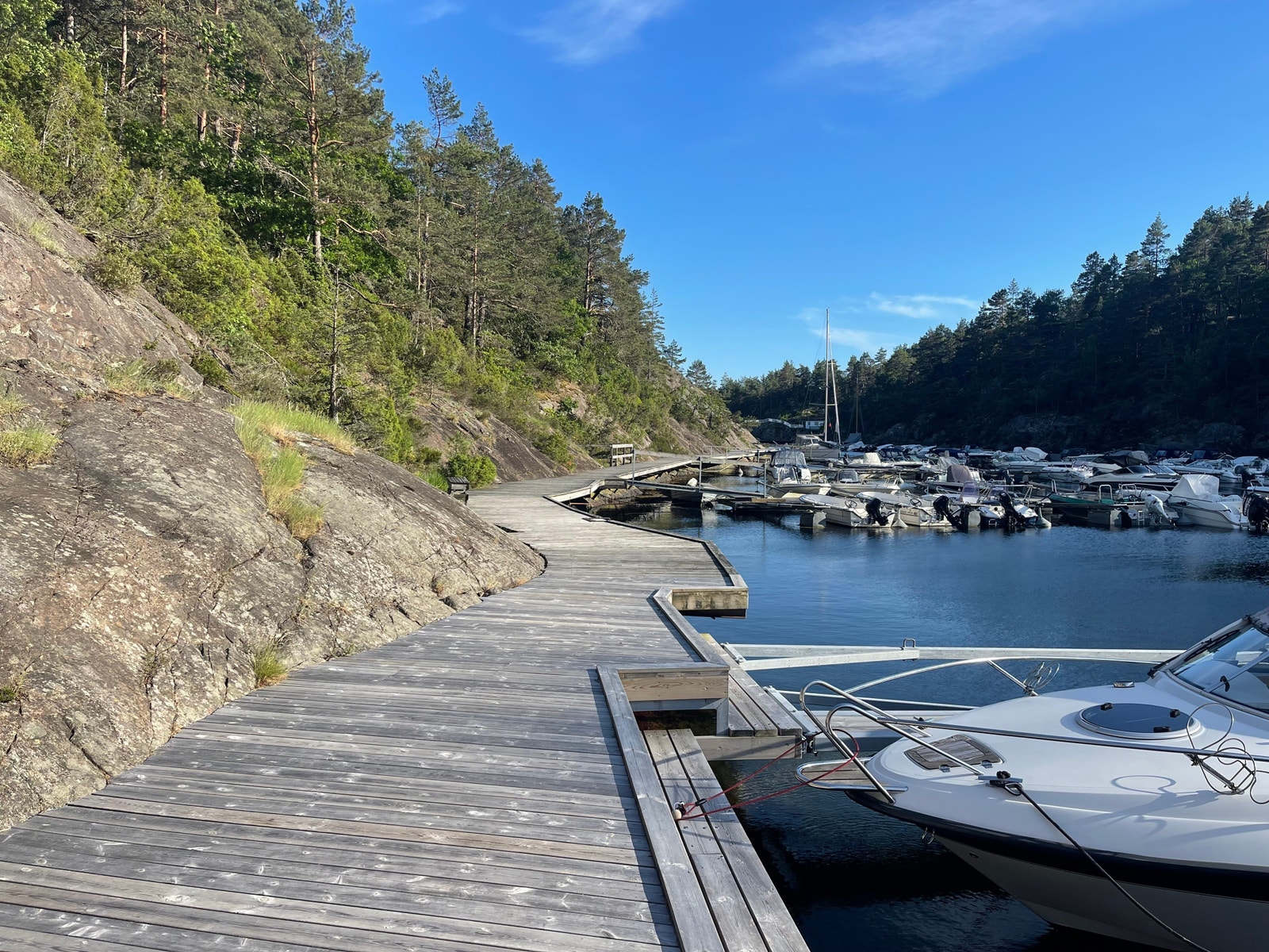 Brygge med bademuligheter Galleribilde