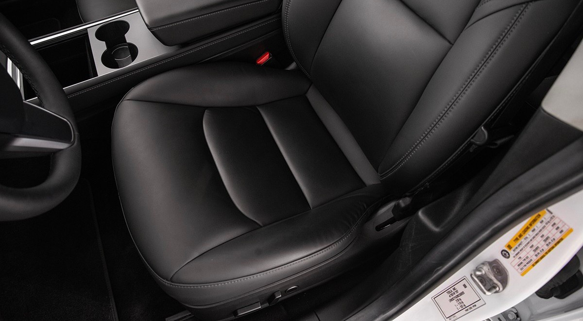 Tesla Model 3 Standard Range Plus RWD 3