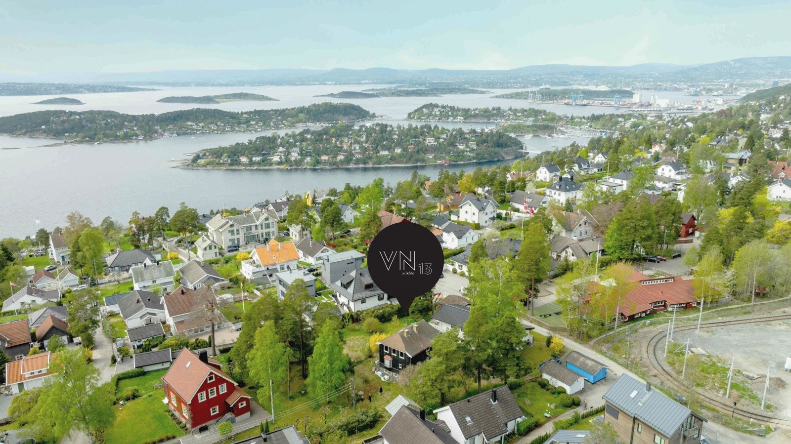 Via Nova 13 ha en solrik beliggenhet i Nordstrandskråningen, i et område mange mener har en av Oslos flotteste boområde Galleribilde