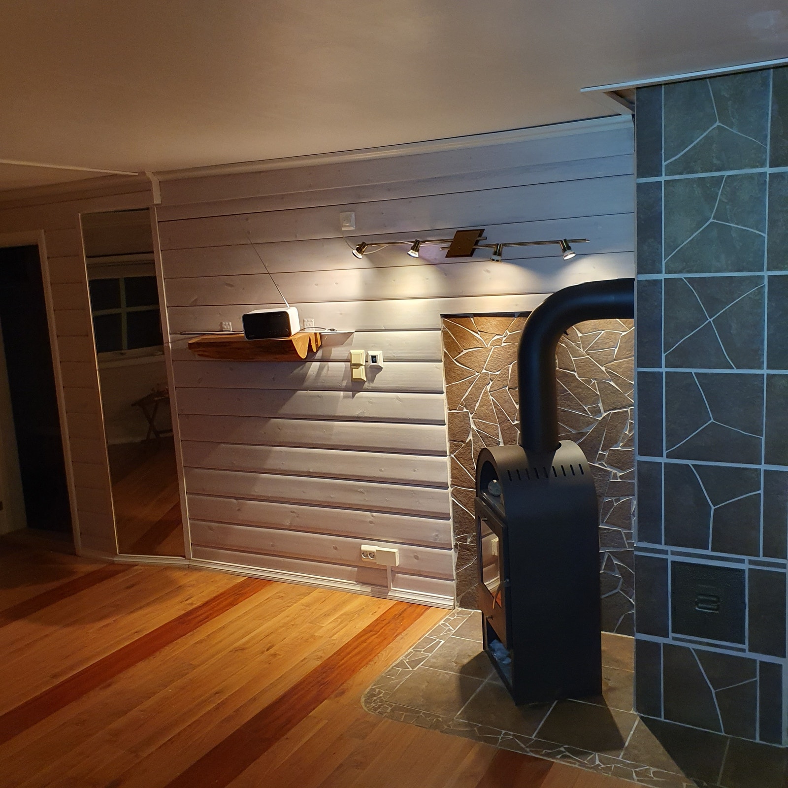 Behagelig vedovnsvarme Galleribilde