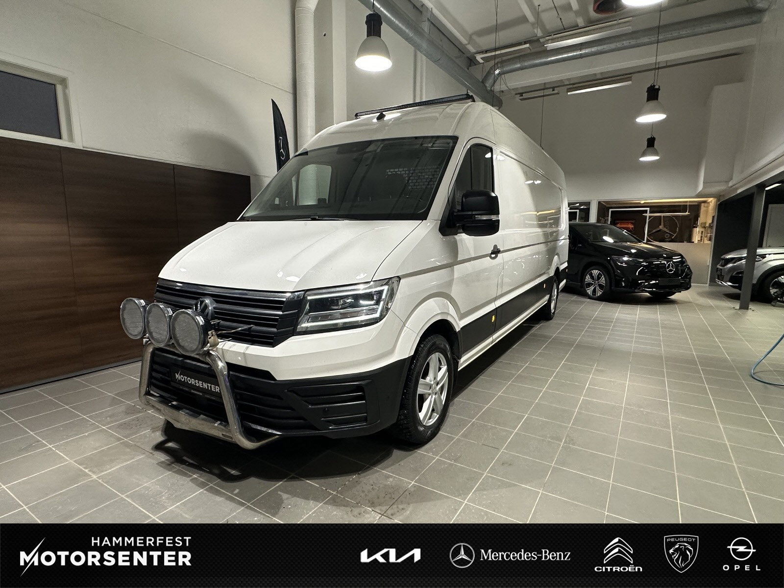 Volkswagen Crafter 35 L5H3 2,0TDI 177hk 4M aut Webasto/Kamera/3000kg