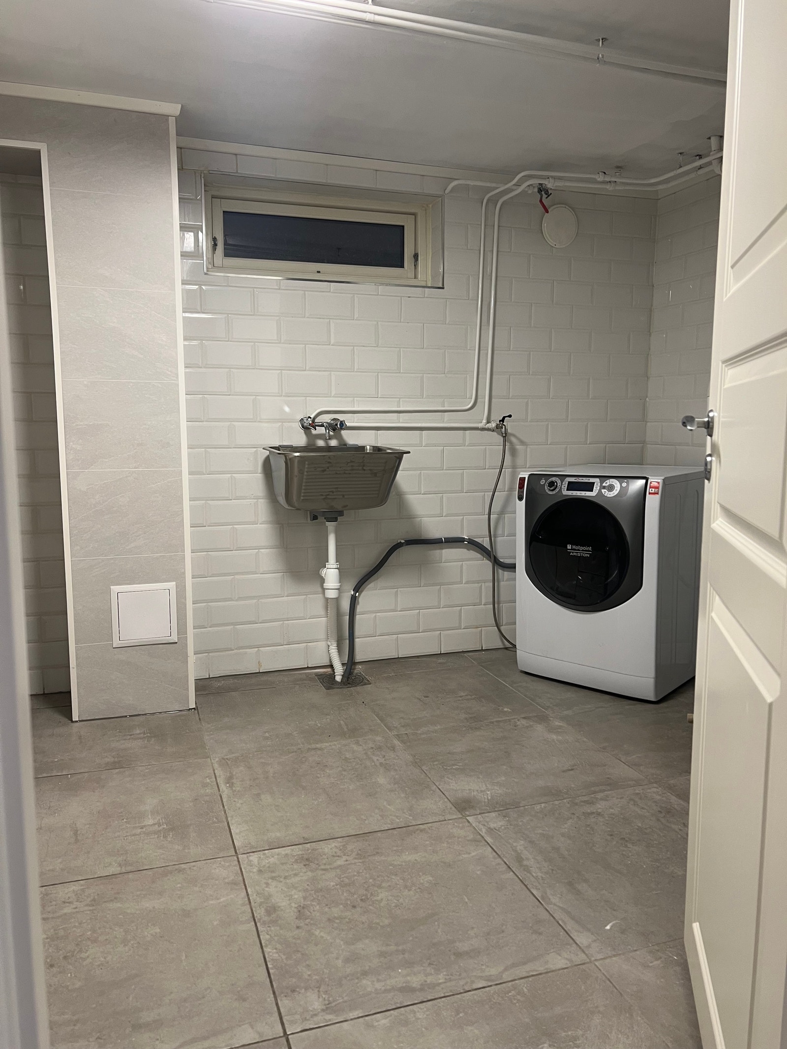 Vaskerom Galleribilde