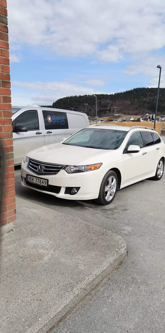 Honda Accord 2,2 i-DTEC Elegance