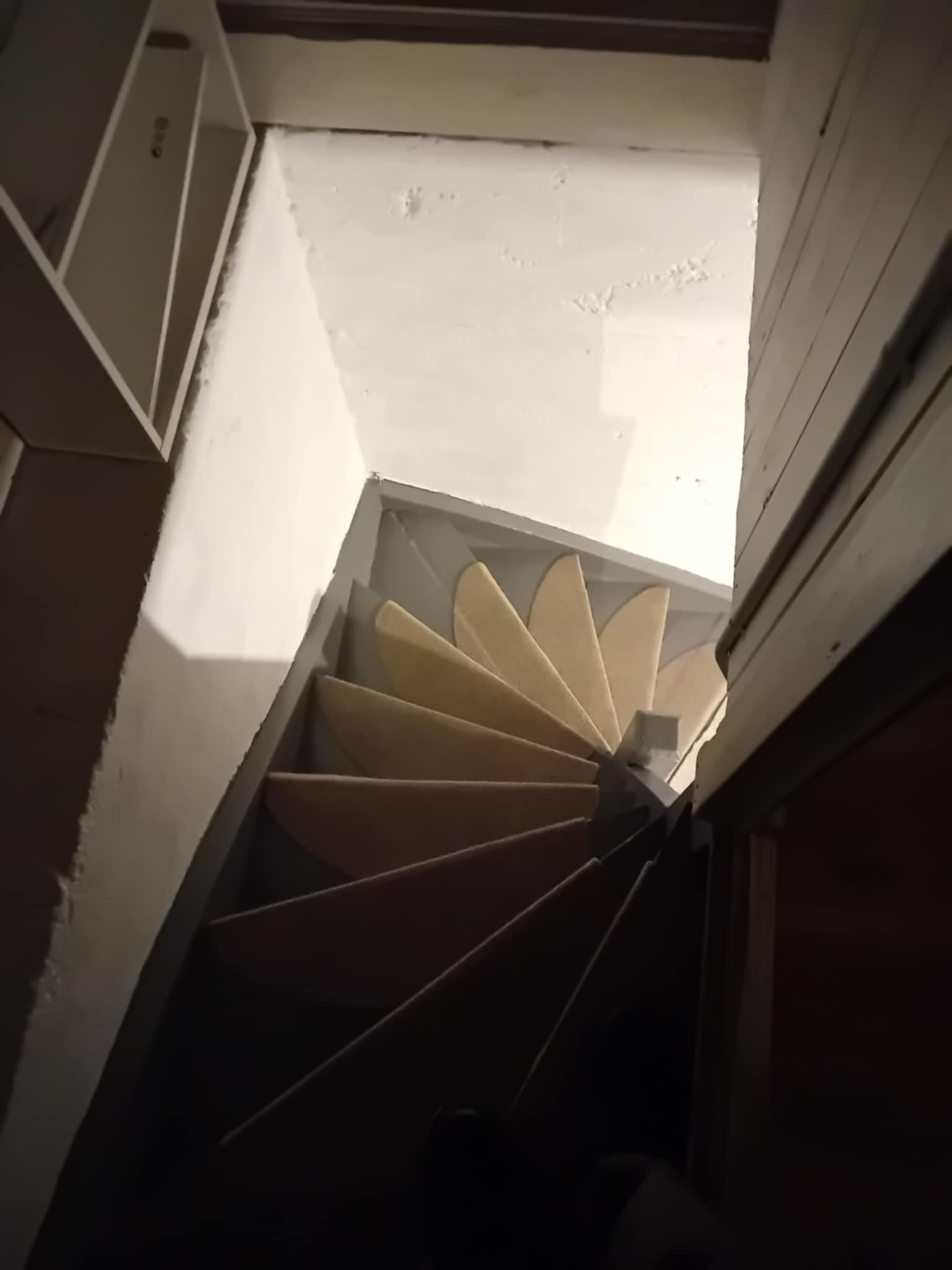 Kjellertrapp Galleribilde