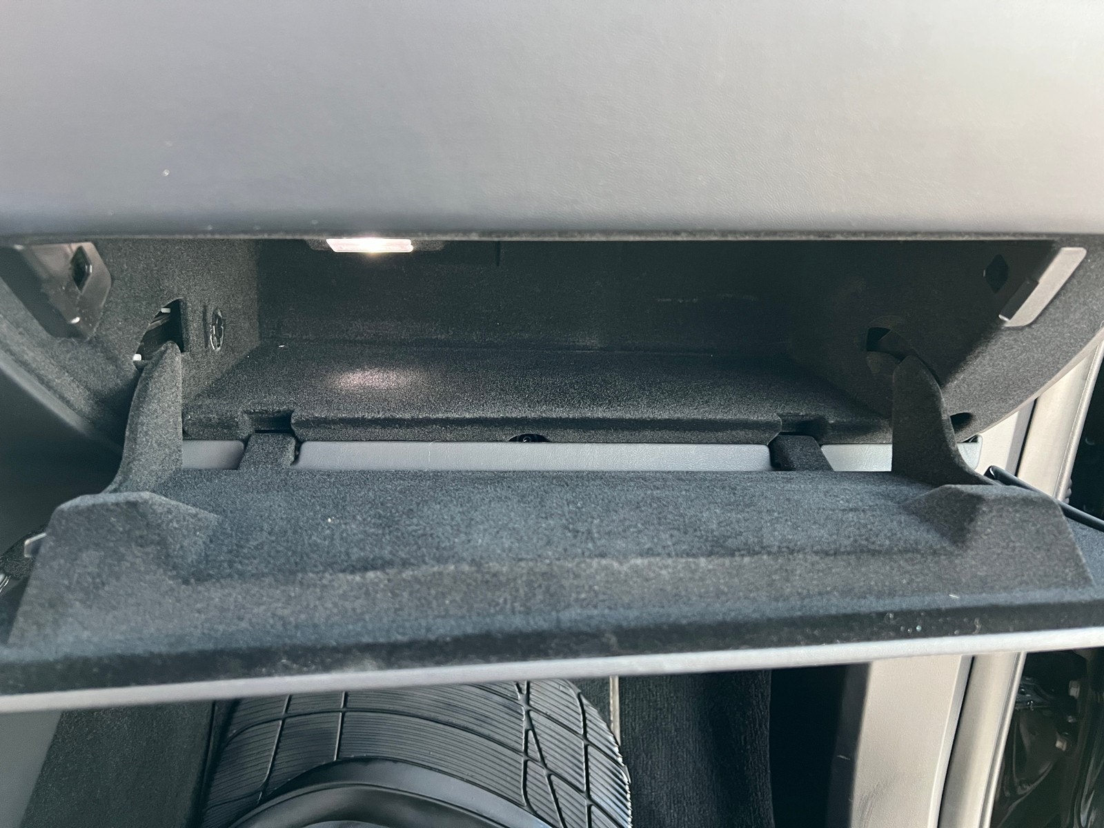 Tesla Model X 39