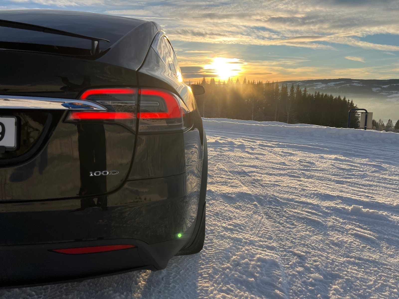 Tesla Model X 9
