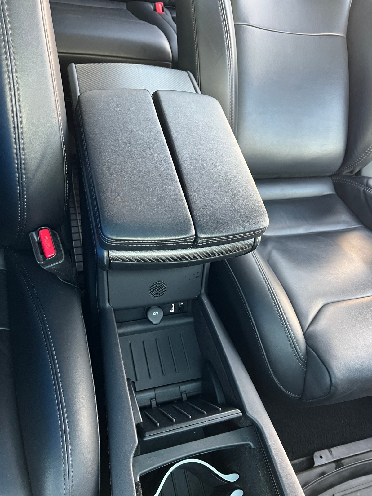 Tesla Model X 44