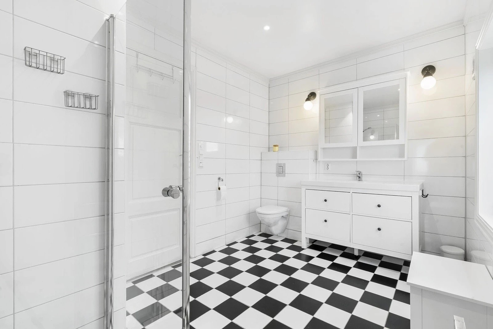 Bad 2/2 Galleribilde