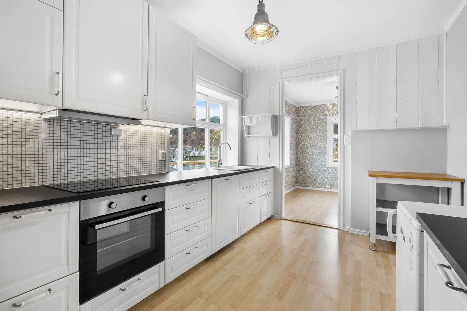 Kjøkken 1/2 Galleribilde