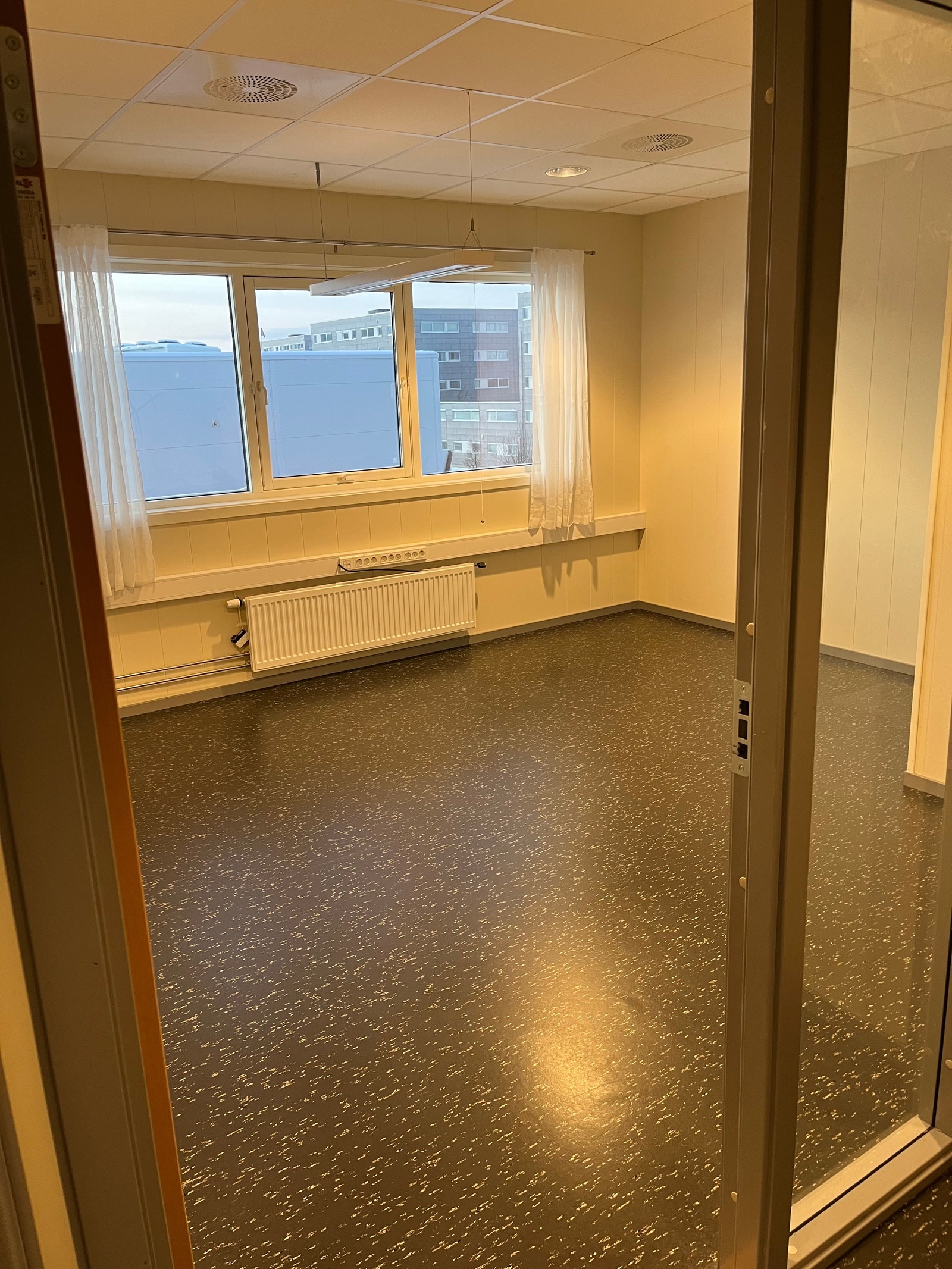 2 etg. - Kontor Galleribilde