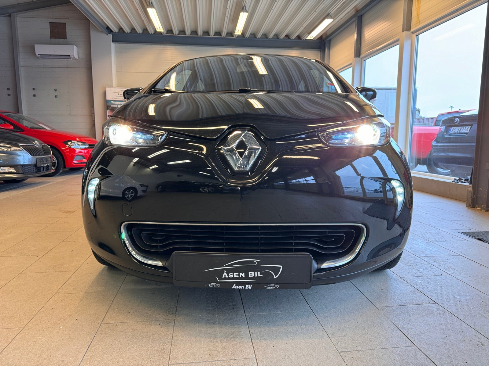 Renault Zoe INTENS*RYGGEKAMERA*VARMEPUMPE*BT*NAVI*MULTIRATT*CRUISE+ 3
