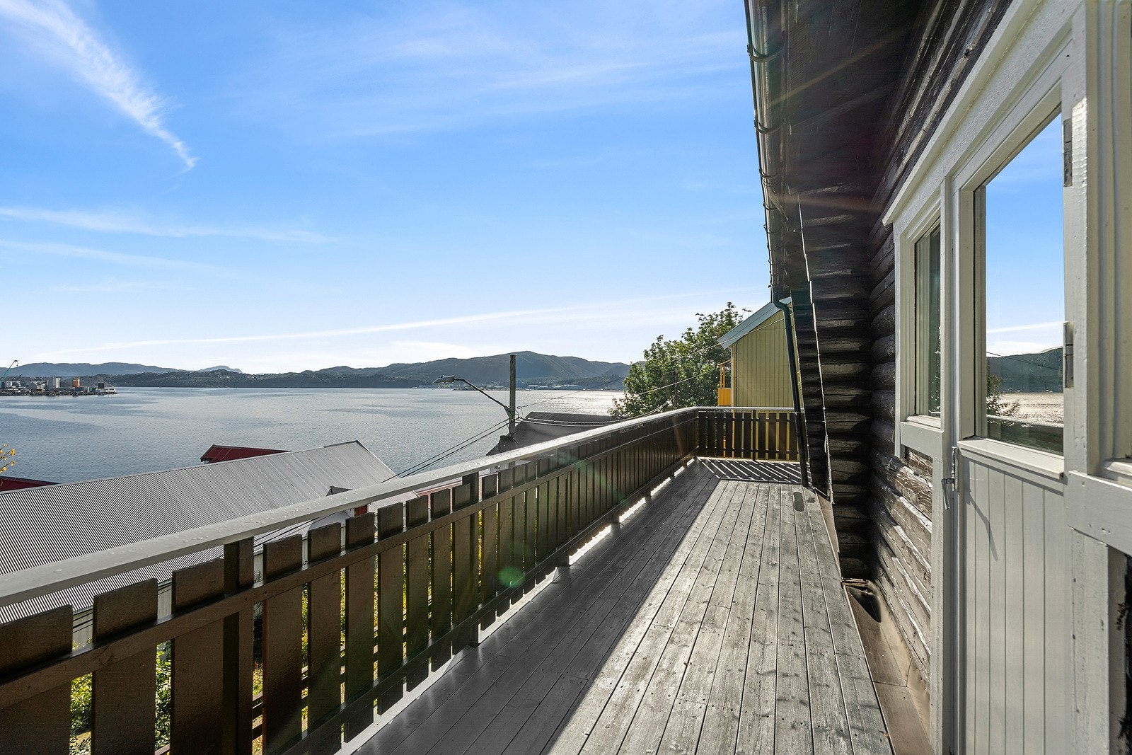 Utsikt fra terrasse Galleribilde