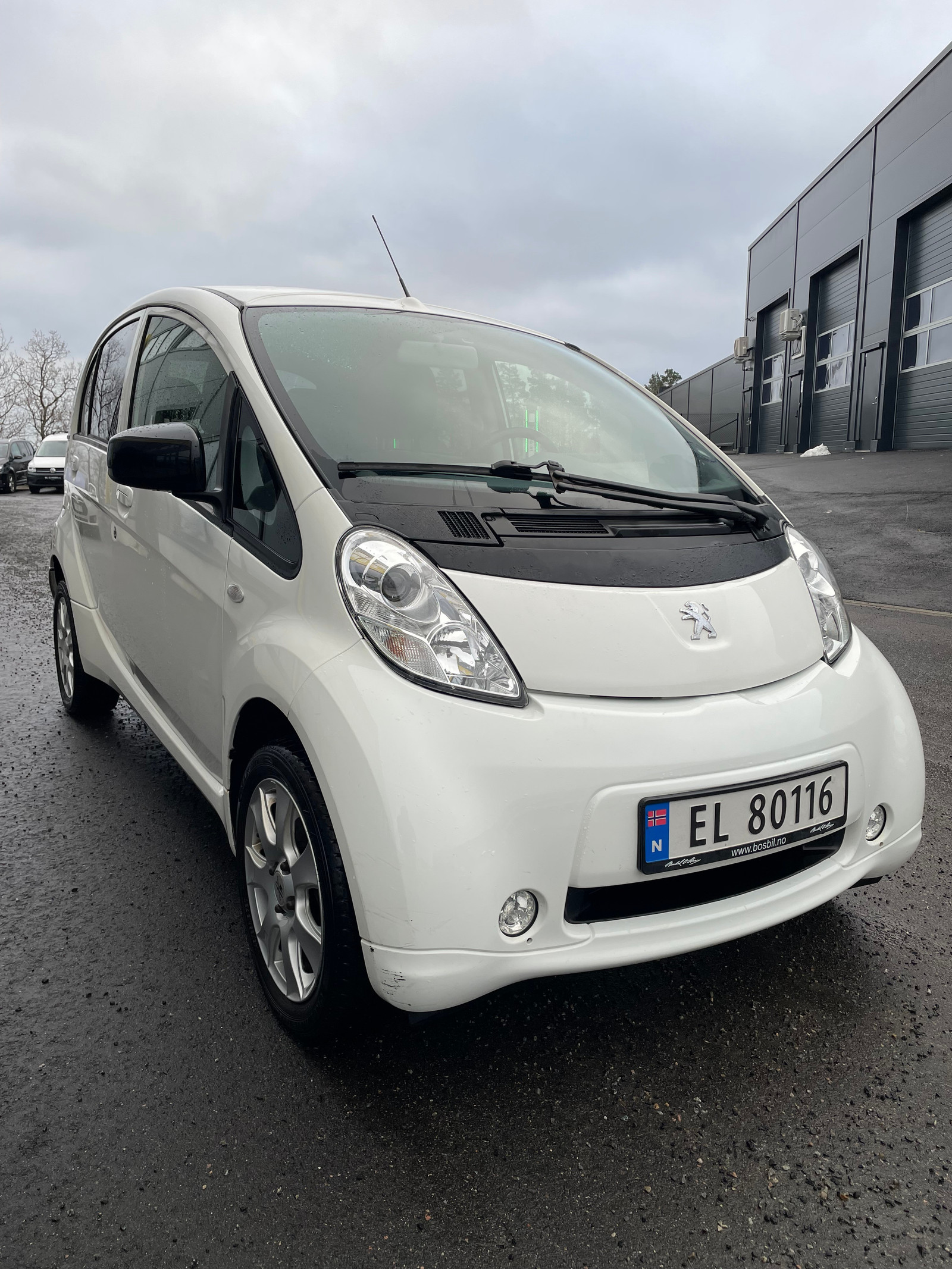 Peugeot iOn Elbil Active 67 hk/ EU 12.2026/S/V Dekk 3