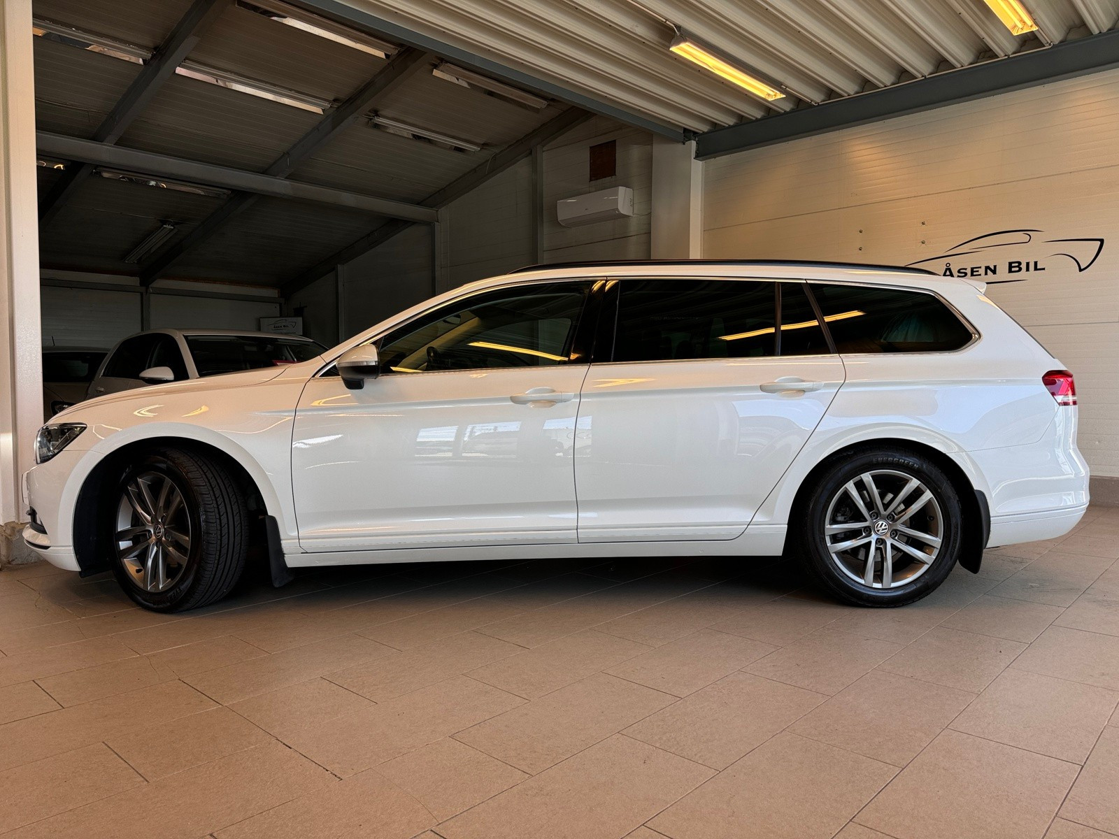 Volkswagen Passat 125HK-TSI-DSG*ACC*TIPTRONIC*ERGO*DAB*BT*3-SONERS-KLIMA+ 2