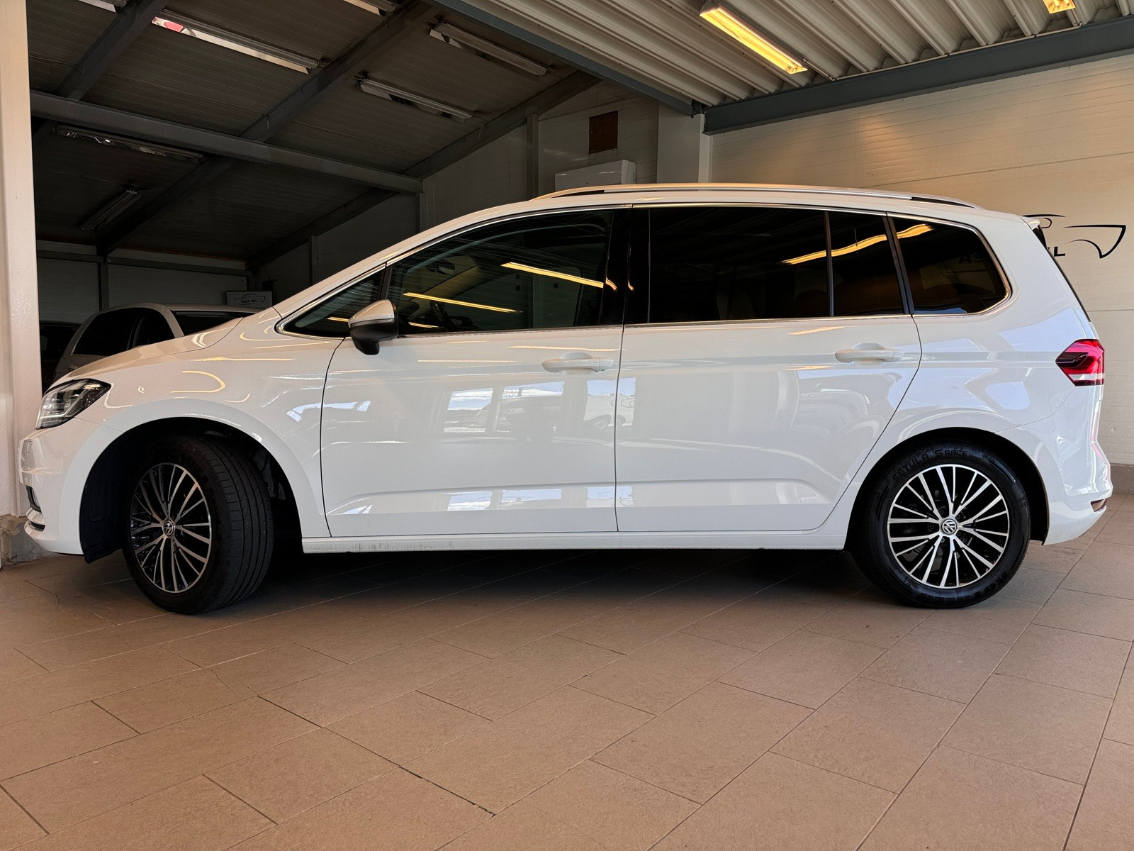 Volkswagen Touran 150HK-TSI-DSG-HIGHLINE*ACC*WEBASTO*DAB*KAMERA*PANO*BT++ 3
