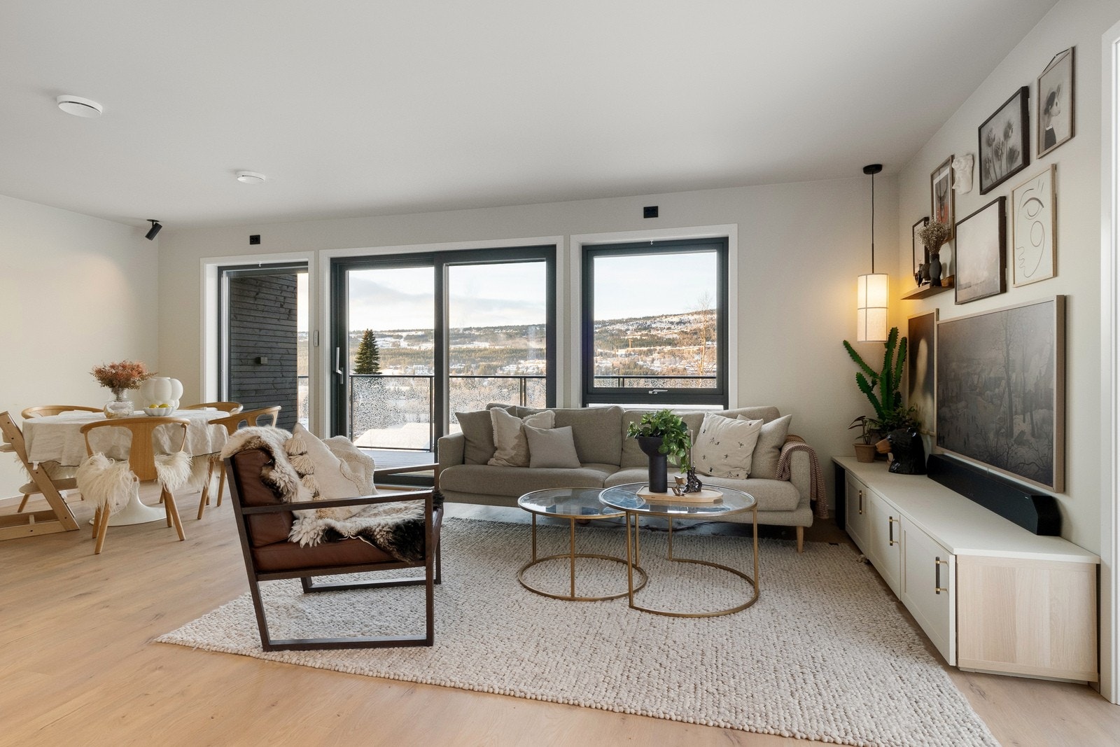 Bildet fra tilsvarende tomannsbolig - Avvik fra standardleveranse kan foreligge. Galleribilde