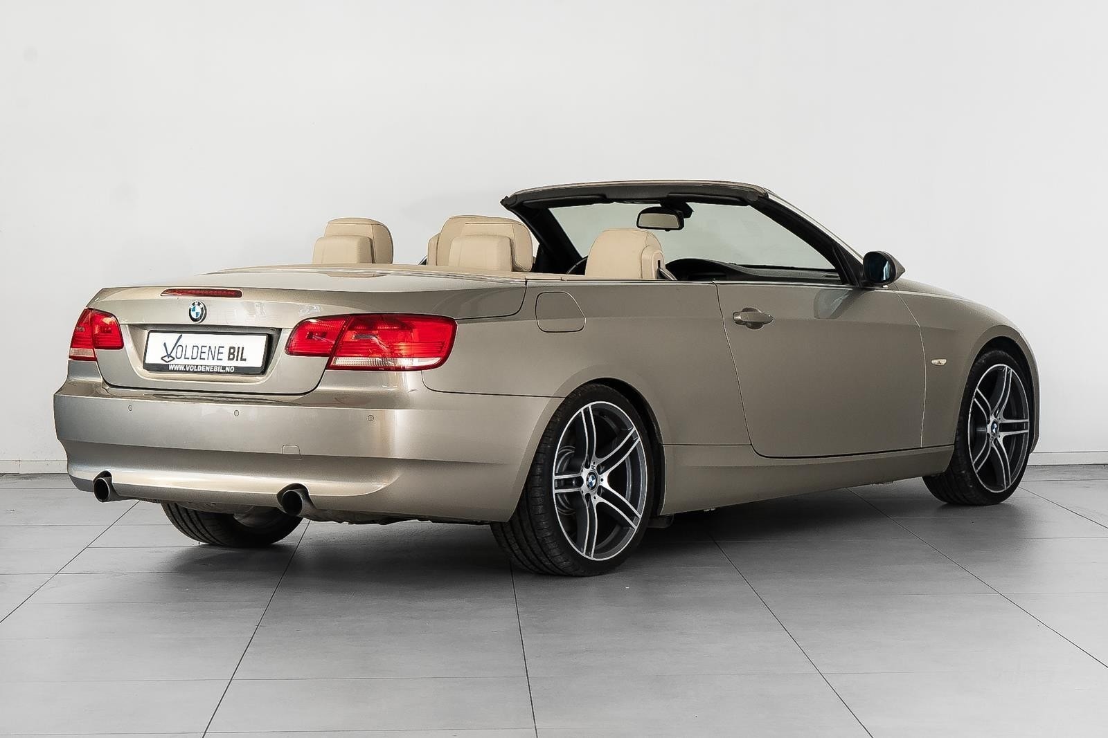 BMW 335i 7