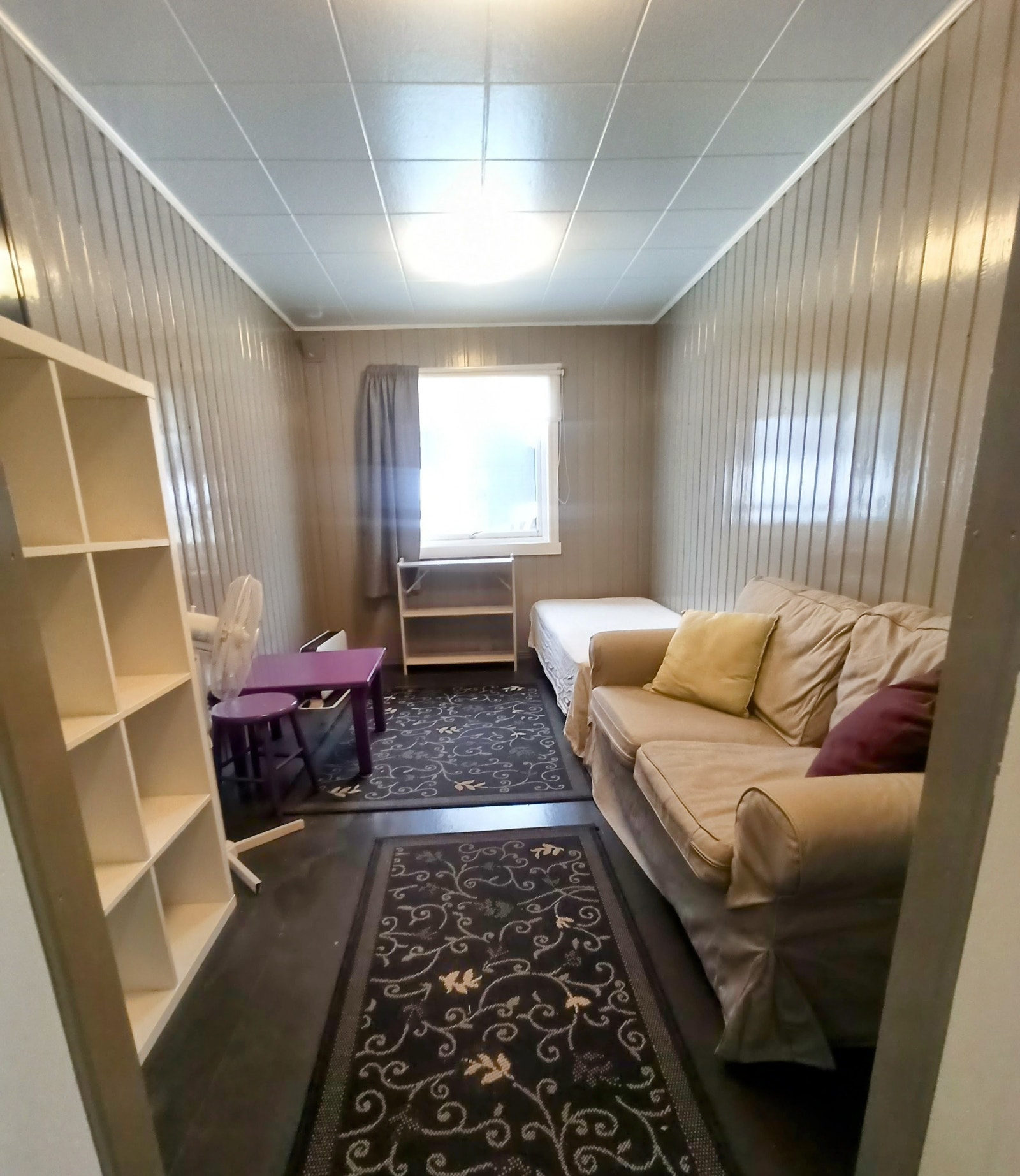 Hybel nr 1, 12 kvm, kr 4000 pr mnd Galleribilde