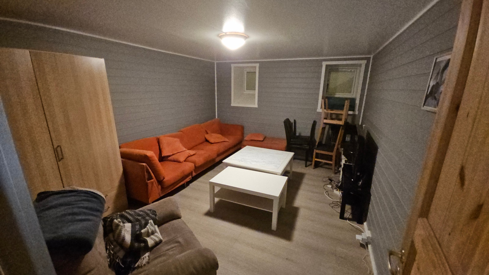 Felles stue med skap Galleribilde