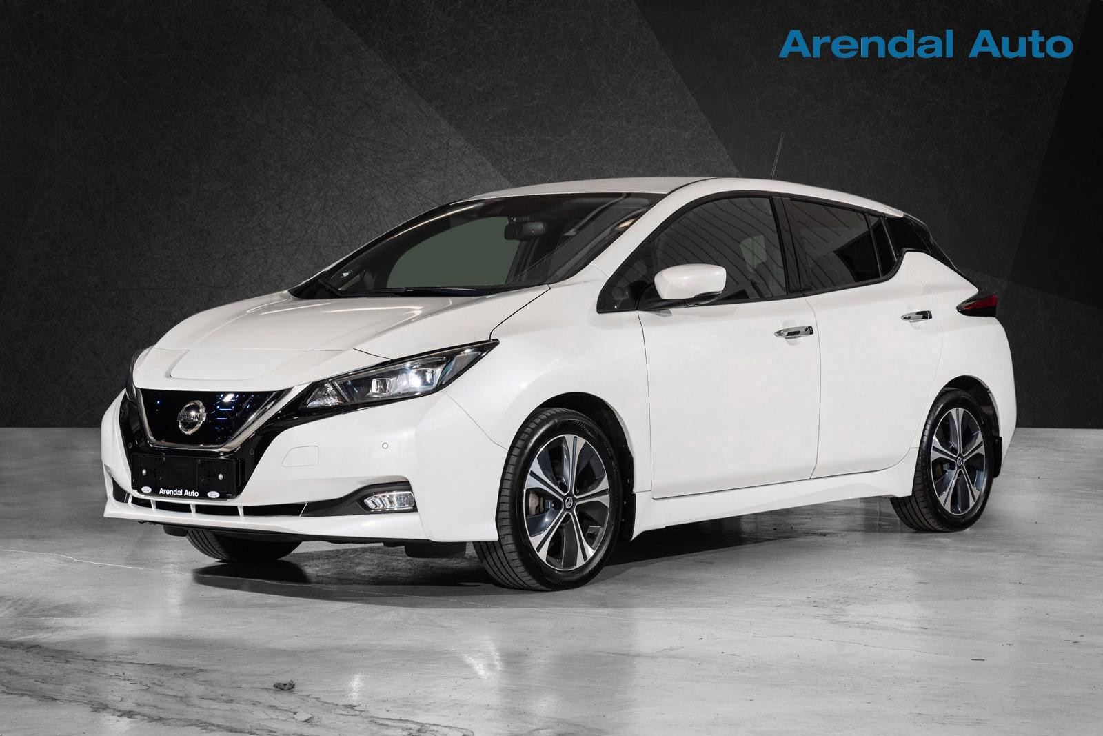 Nissan Leaf 40kWh N-Connecta 360Kam/ACC/Varme/Navi/Dab+/17"/LED++