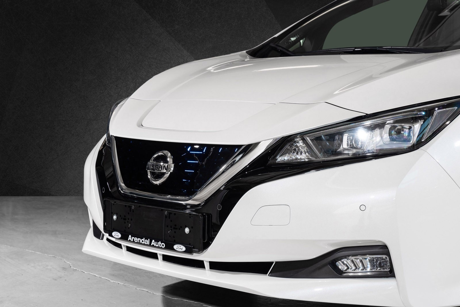 Nissan Leaf 40kWh N-Connecta 360Kam/ACC/Varme/Navi/Dab+/17"/LED++ 2