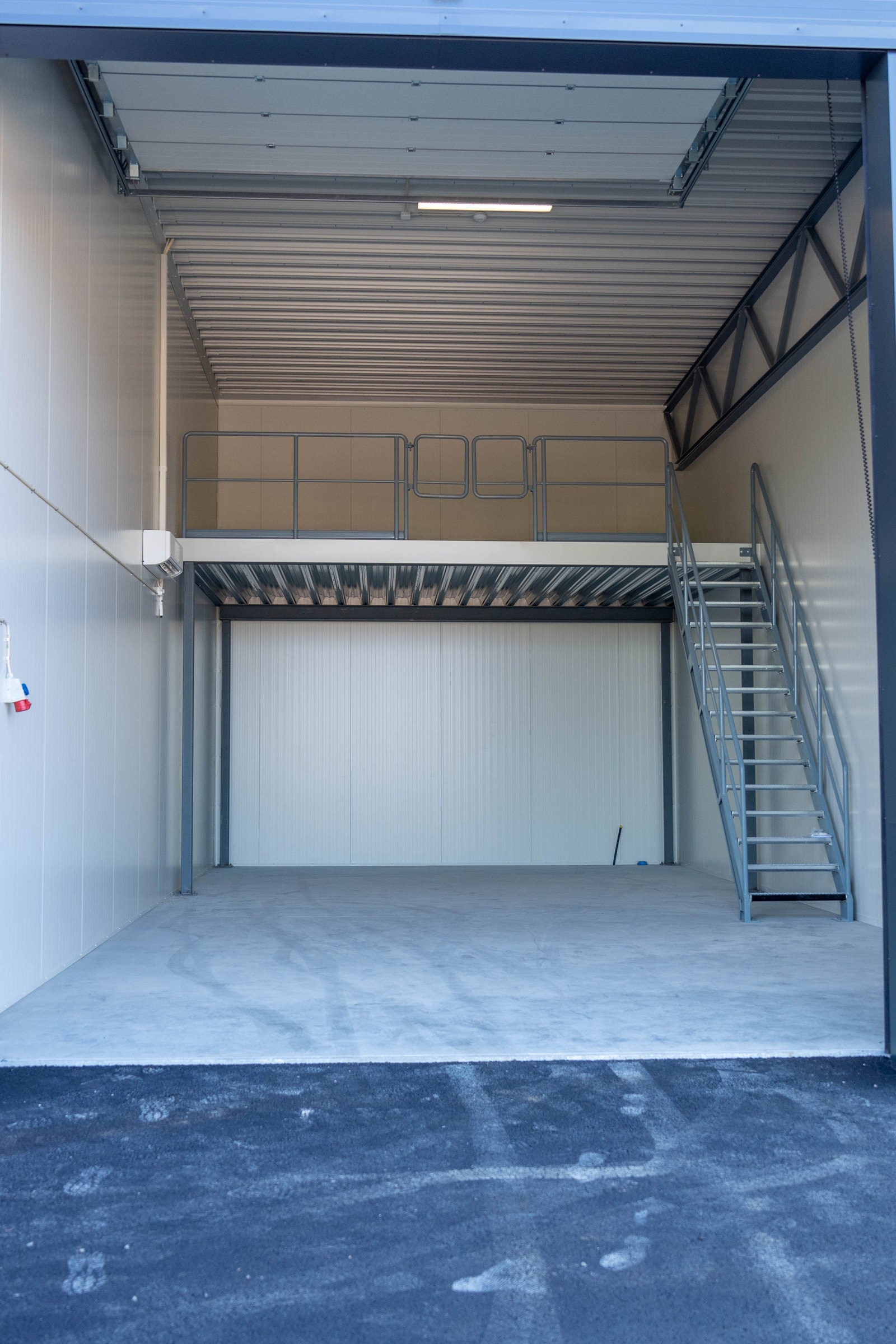 Messanin som tilvalg. Eksempelbilde tidligere bygg til B&G og ET Sirevåg AS Galleribilde