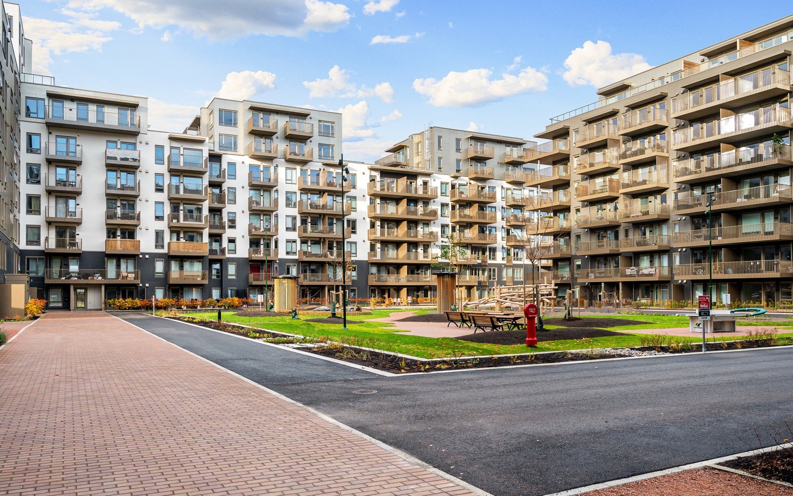 Velkommen til MIDT i Lørenskog og hus B Galleribilde