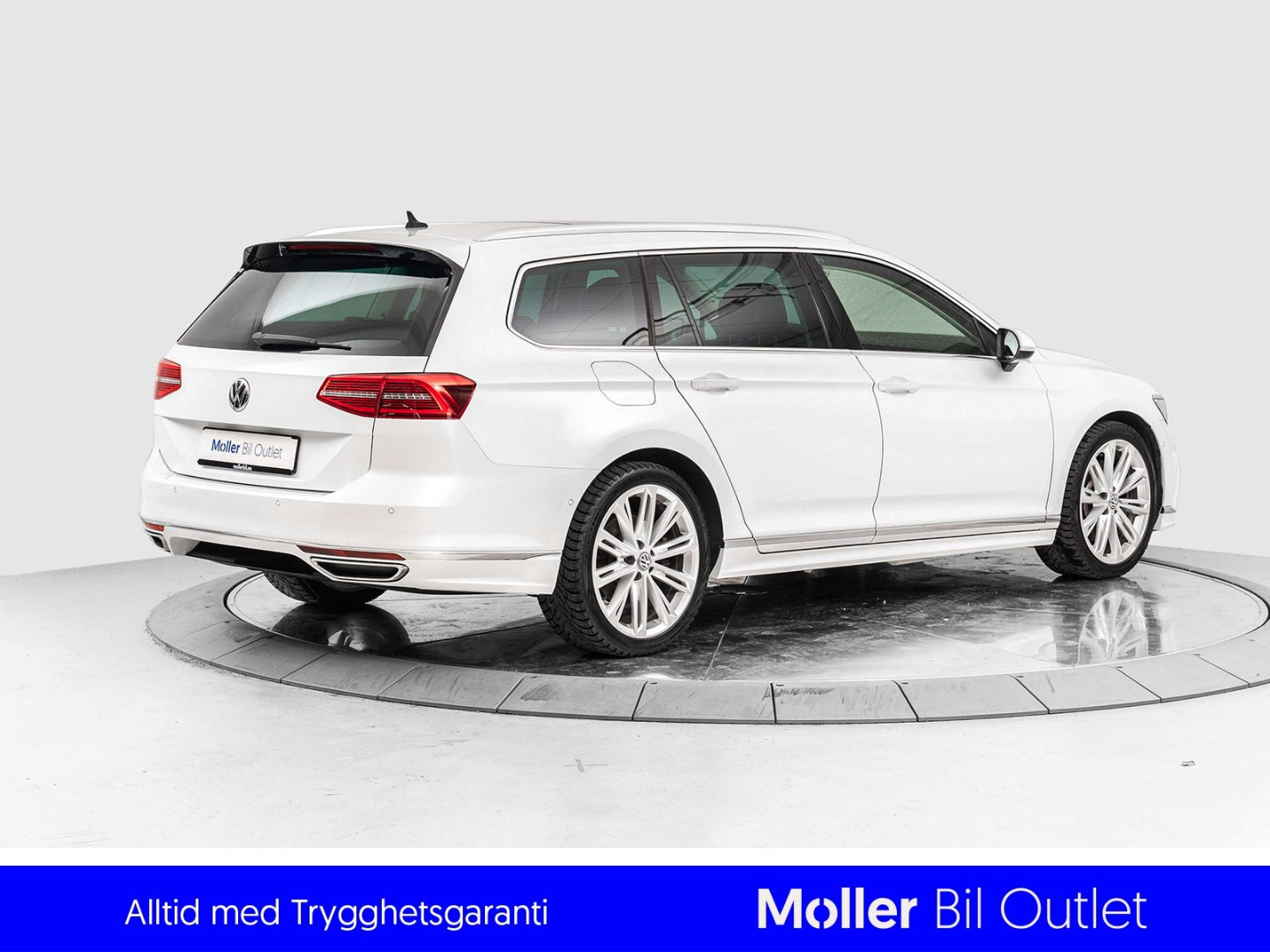 Volkswagen Passat stv 240 tdi dsg4m high. / Hengerfeste / Ryggekamera /