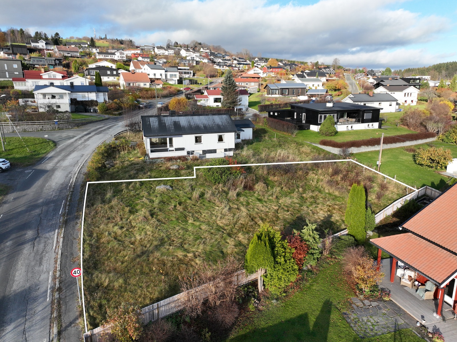 Drone foto over tomten Galleribilde
