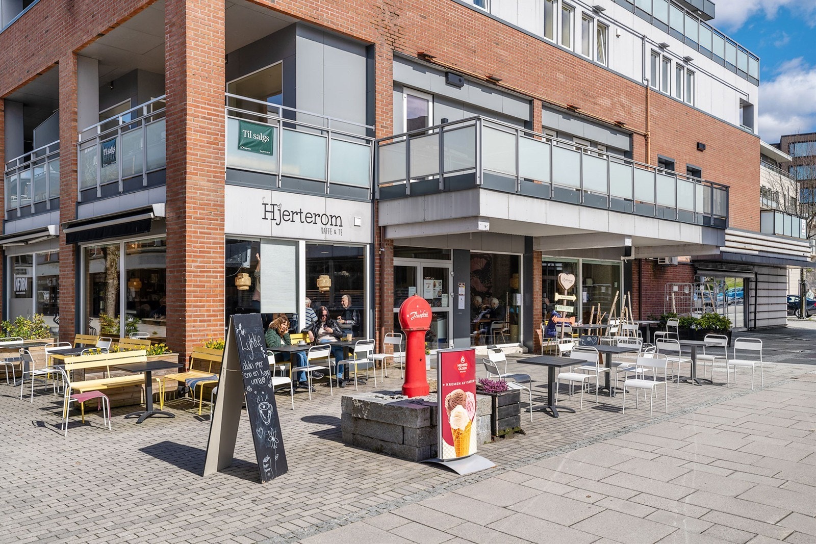 09uteomrde.jpg Galleribilde